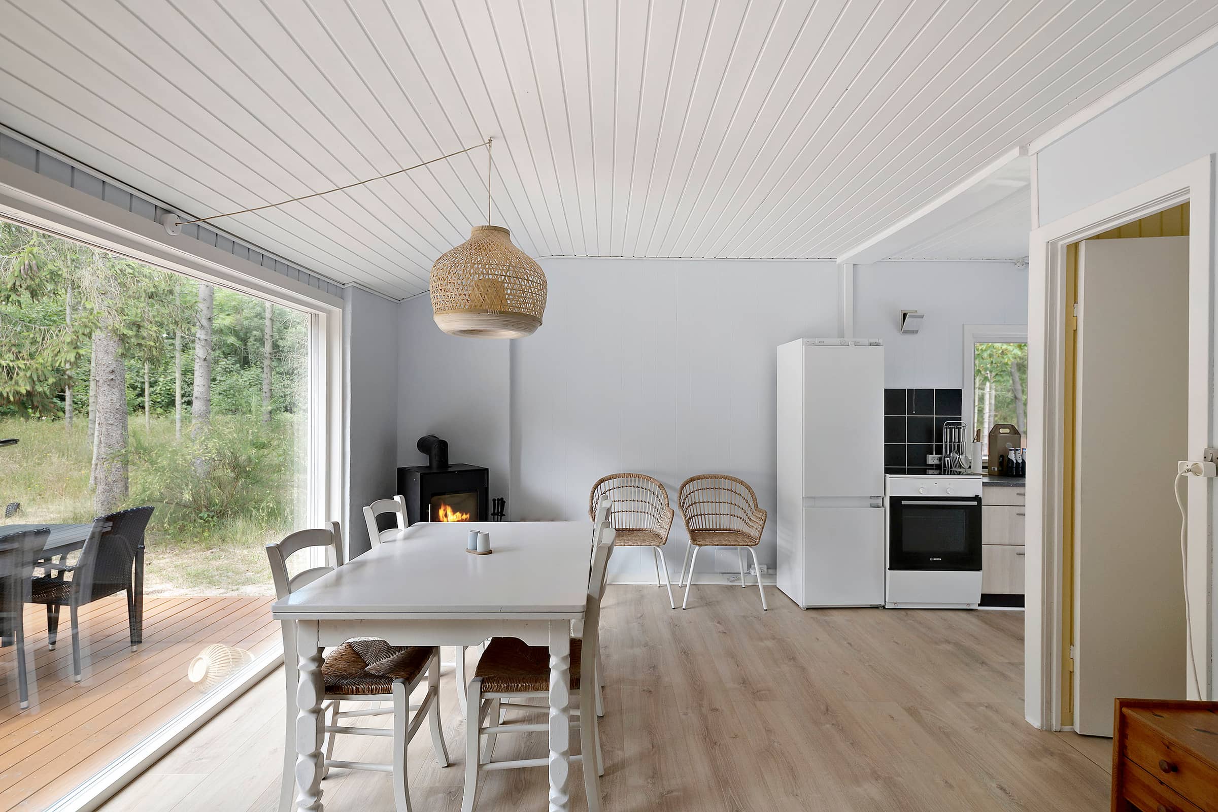 Skønt sommerhus nær fantastisk badestrand billede 4