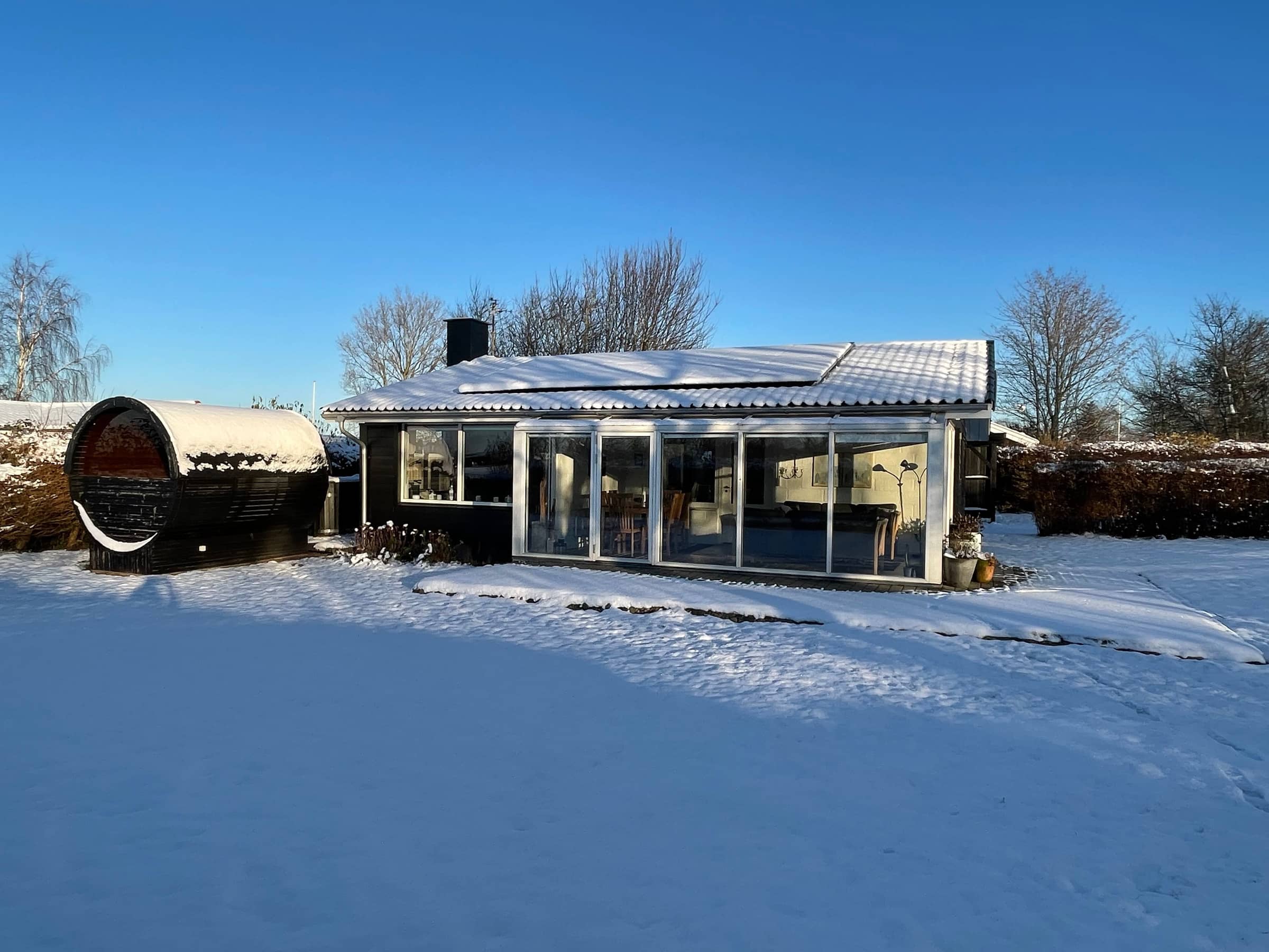 Lækkert sommerhus med sauna og kig til Østersøen  billede 2