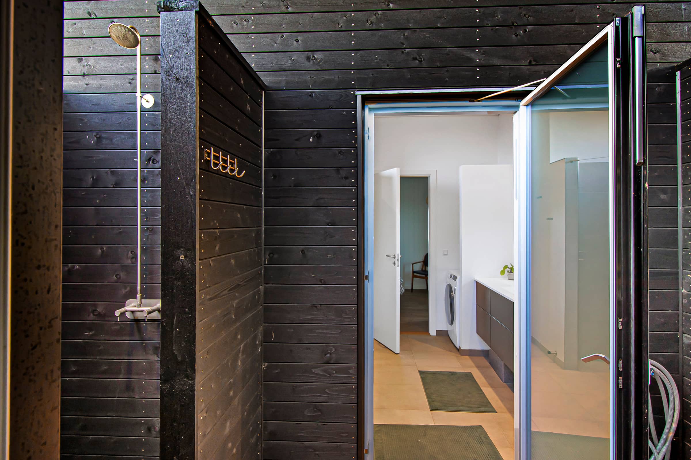 Nyt topmoderne sommerhus ved vandet billede 4