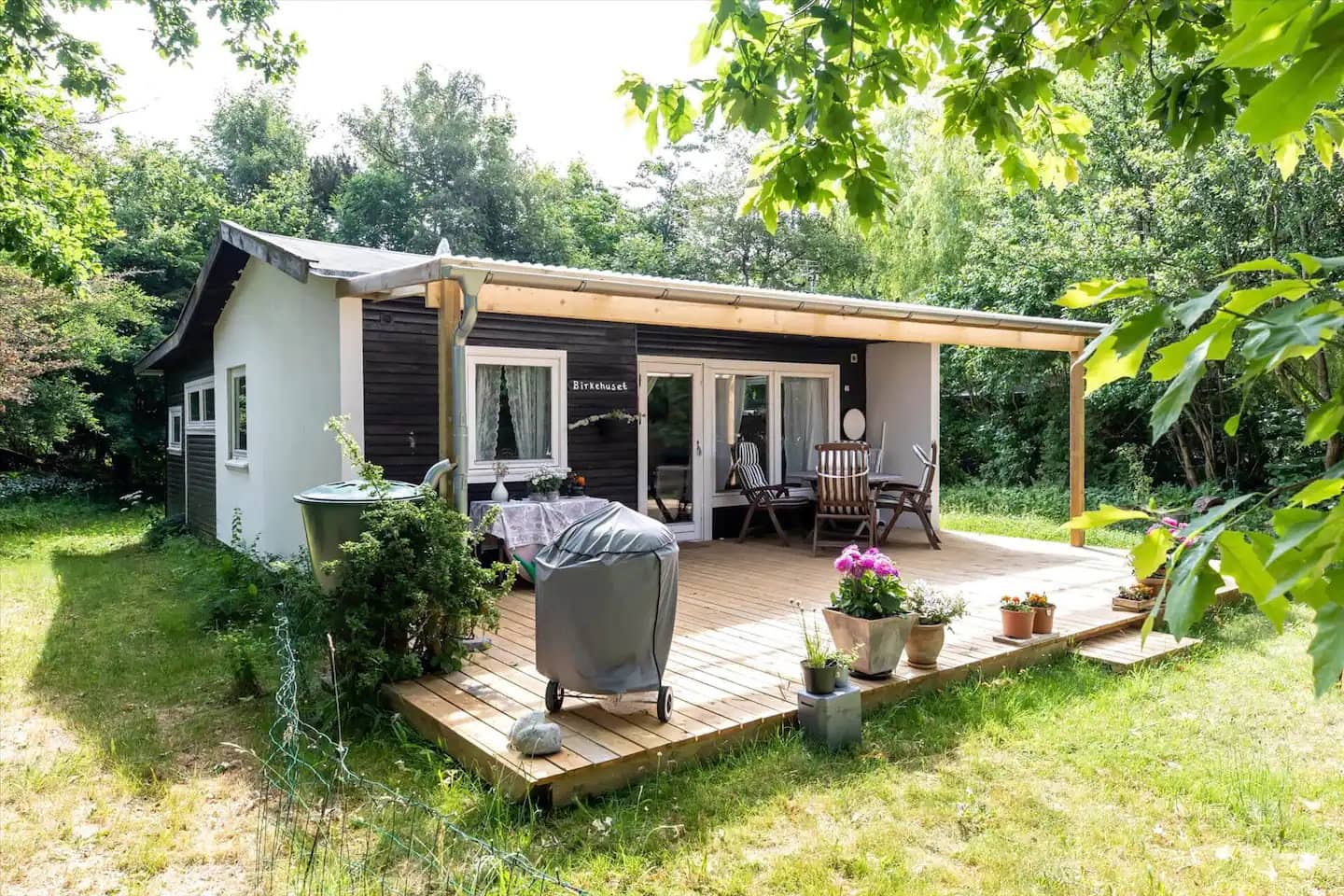 Hyggeligt sommerhus ved pragtfuld strand og skov billede 2