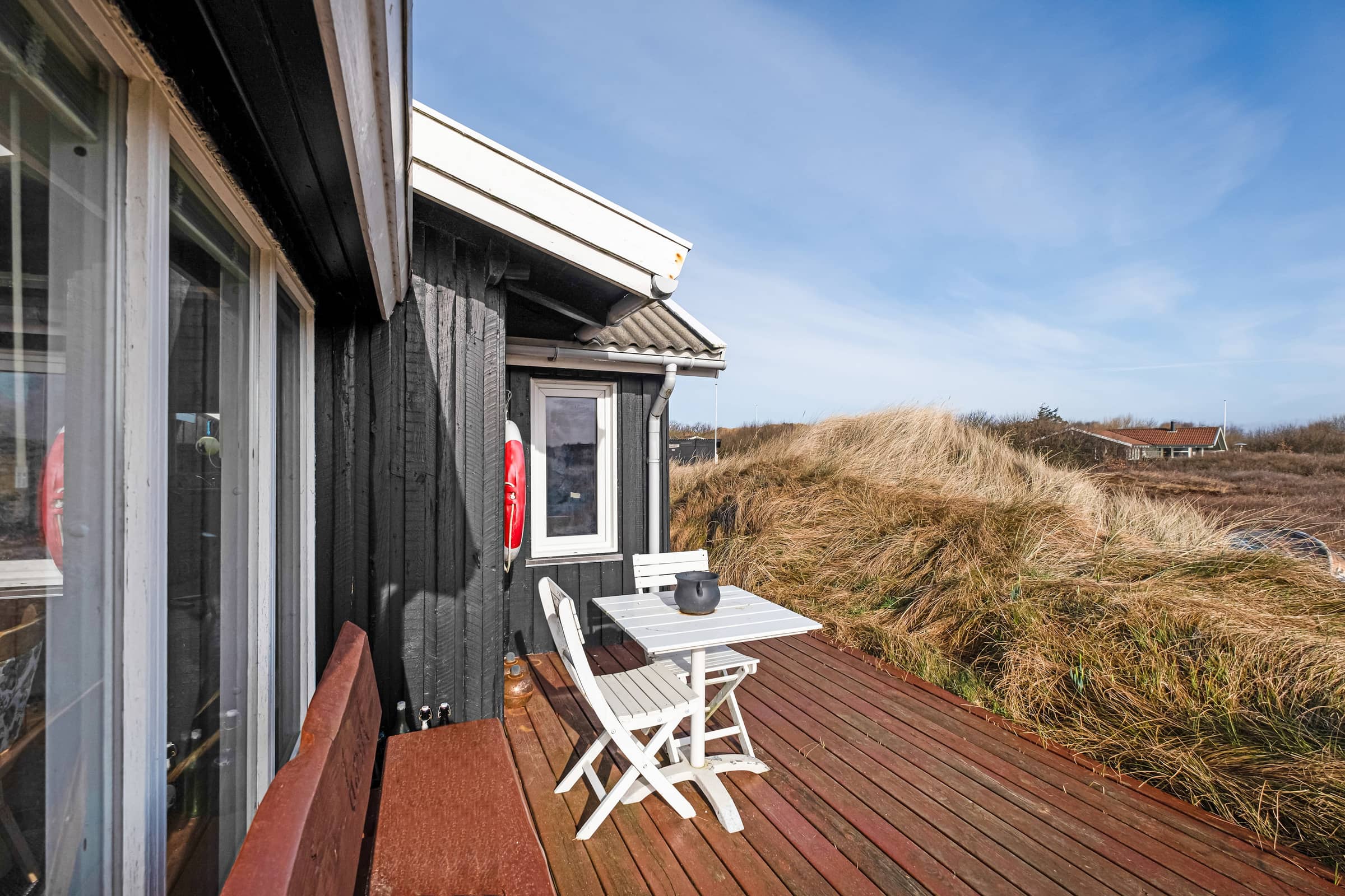 Ferieidyl mellem fjord og hav billede 4