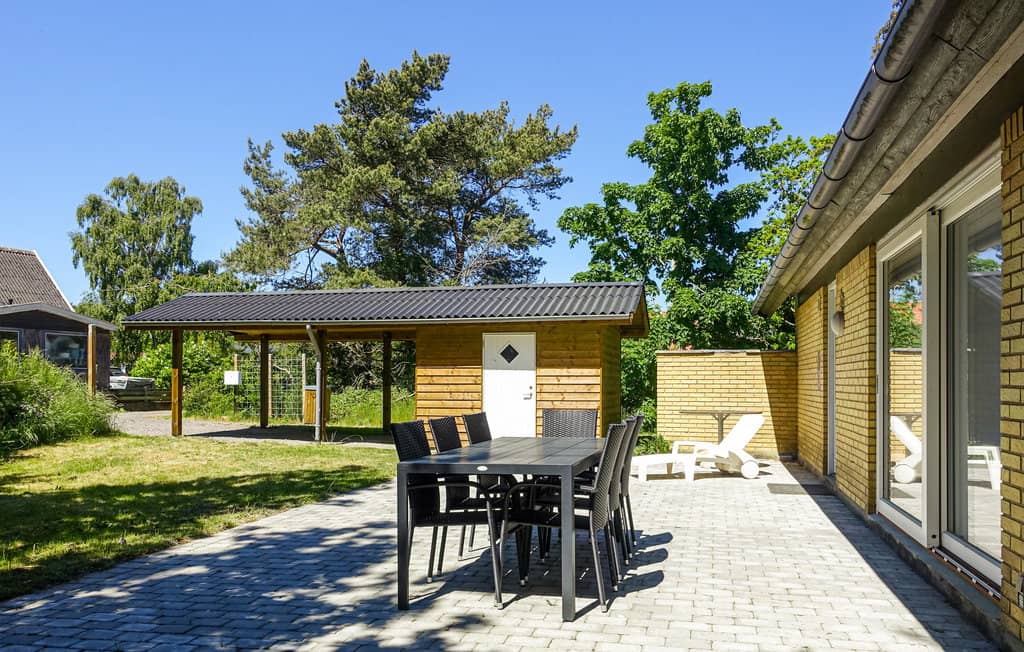Dejligt feriehus på Bornholm med havkig billede 2