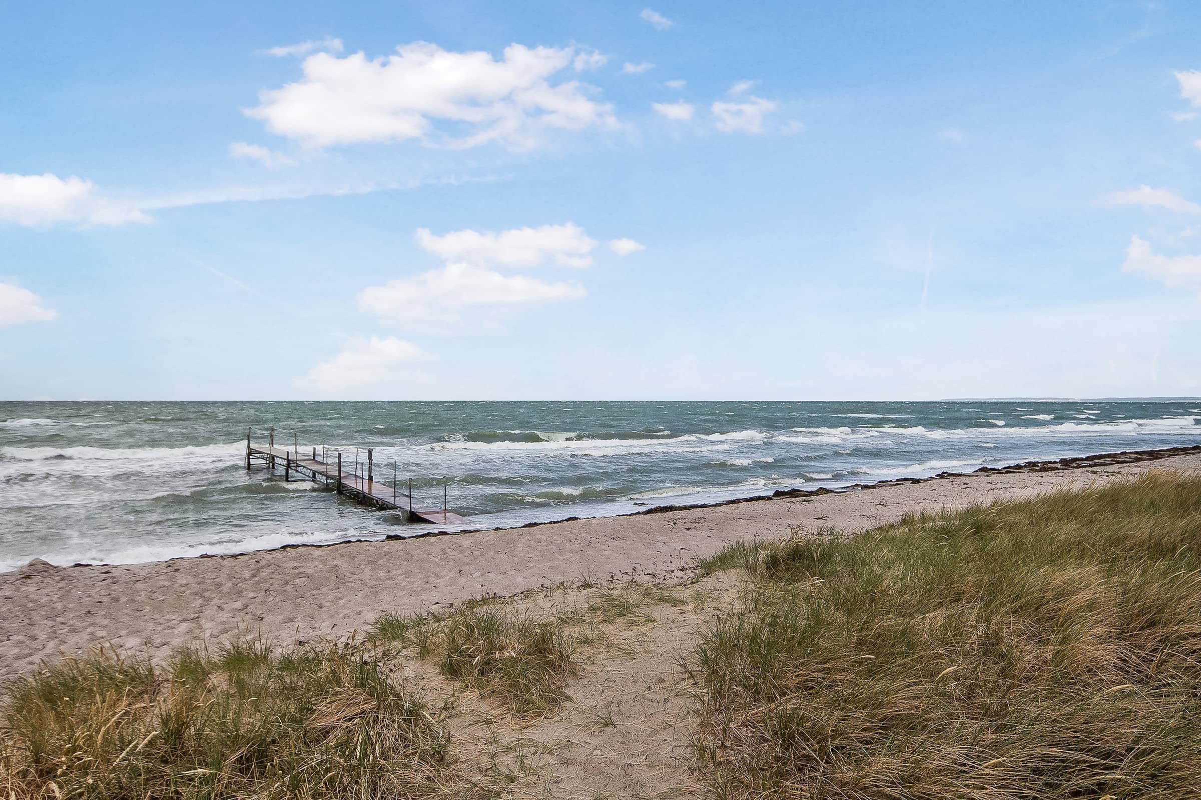 Sommerhus ved sandstrand med panoramaudsigt billede 4
