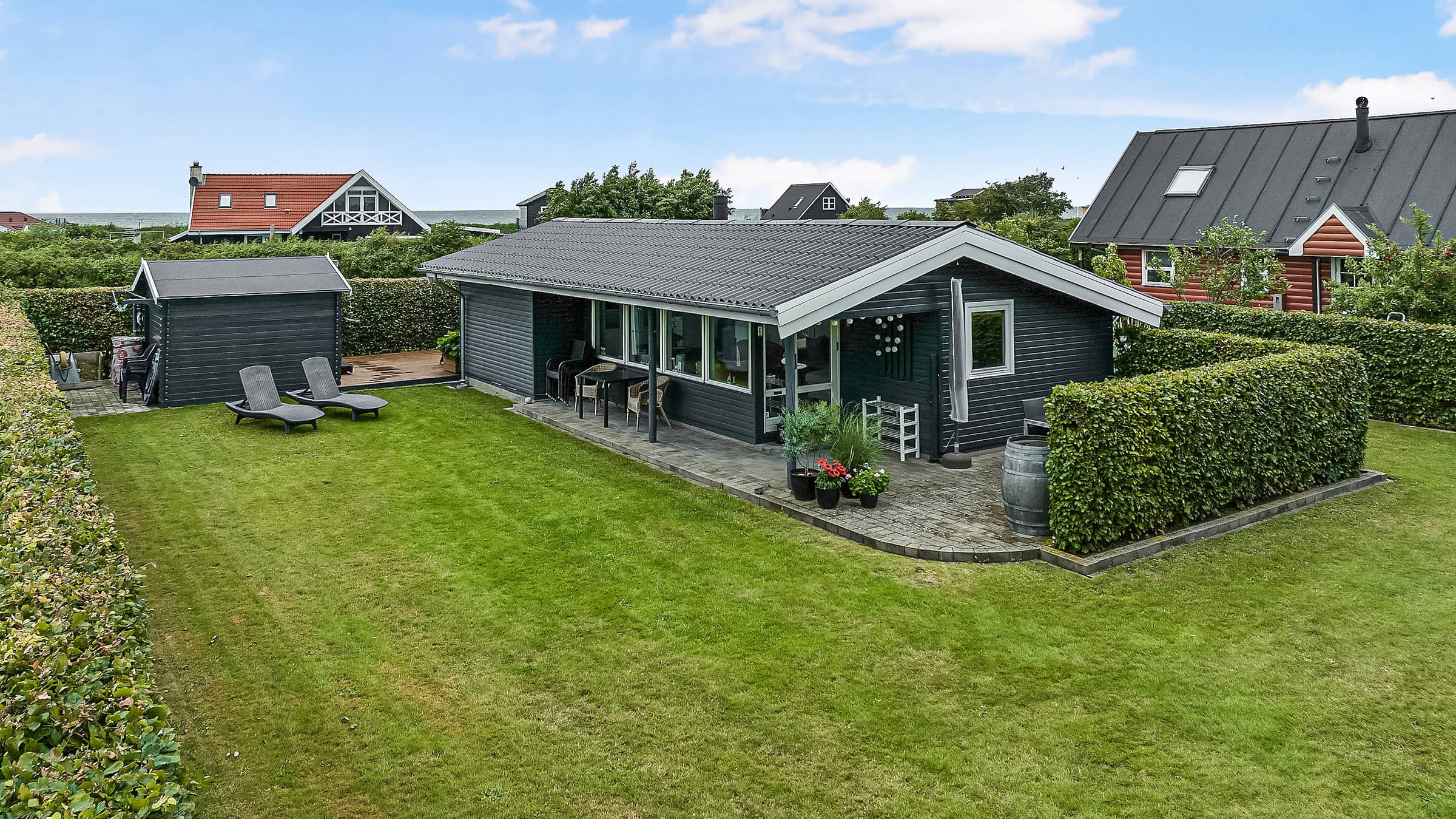 Hyggeligt lille sommerhus nær dejlig sandstrand billede 2