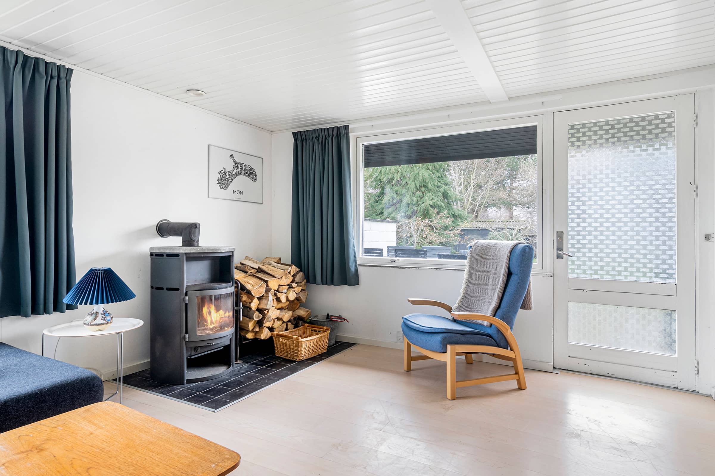 Sommerhus nær vand, skov og Møns Klint billede 4
