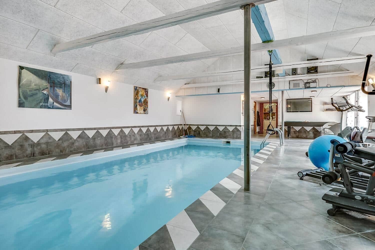 Lækkert hus med pool tæt på skønne Aarhus billede 4