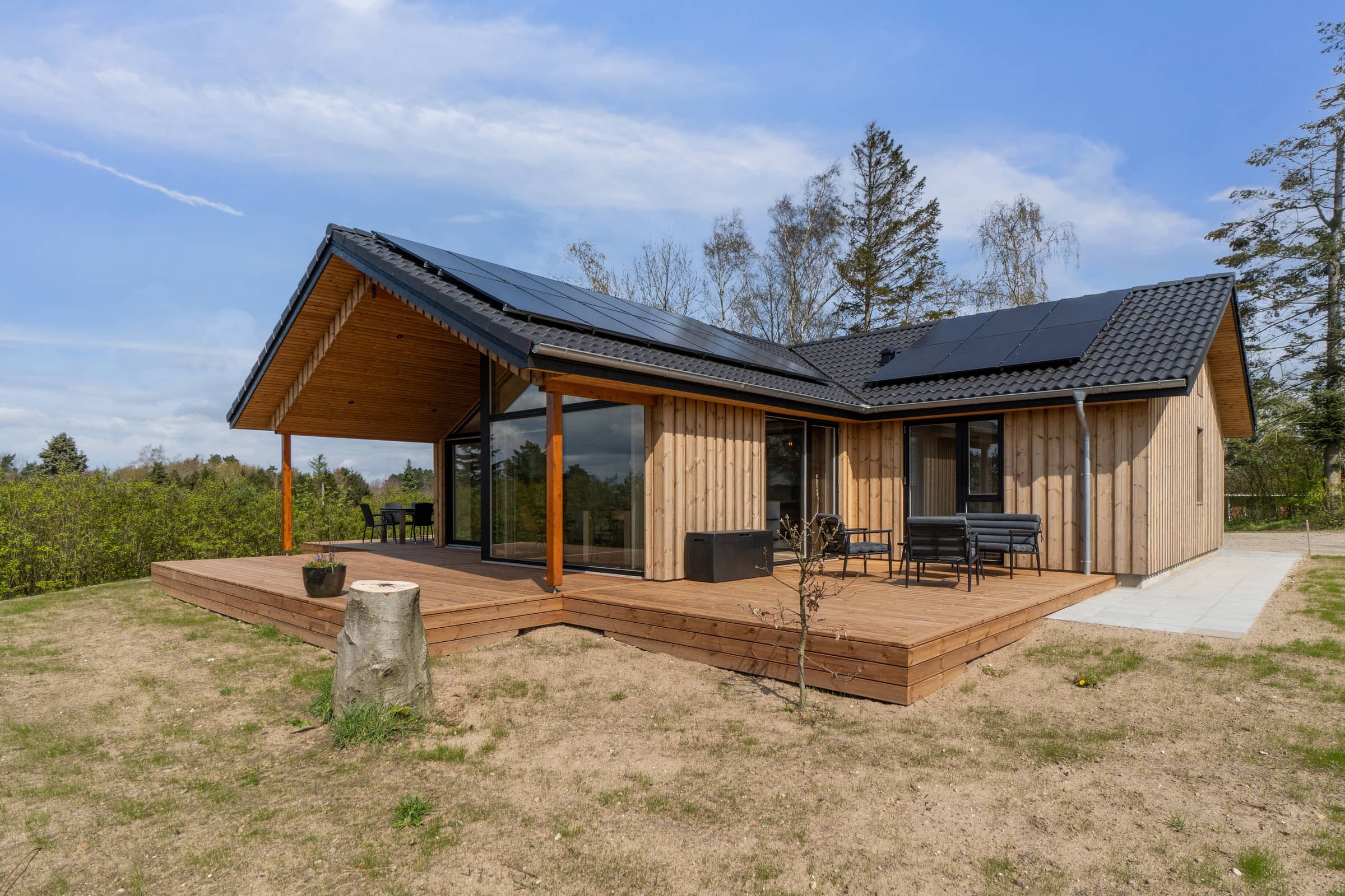 Imponerende sommerhus, ved Helsnæs Bugt! billede 2