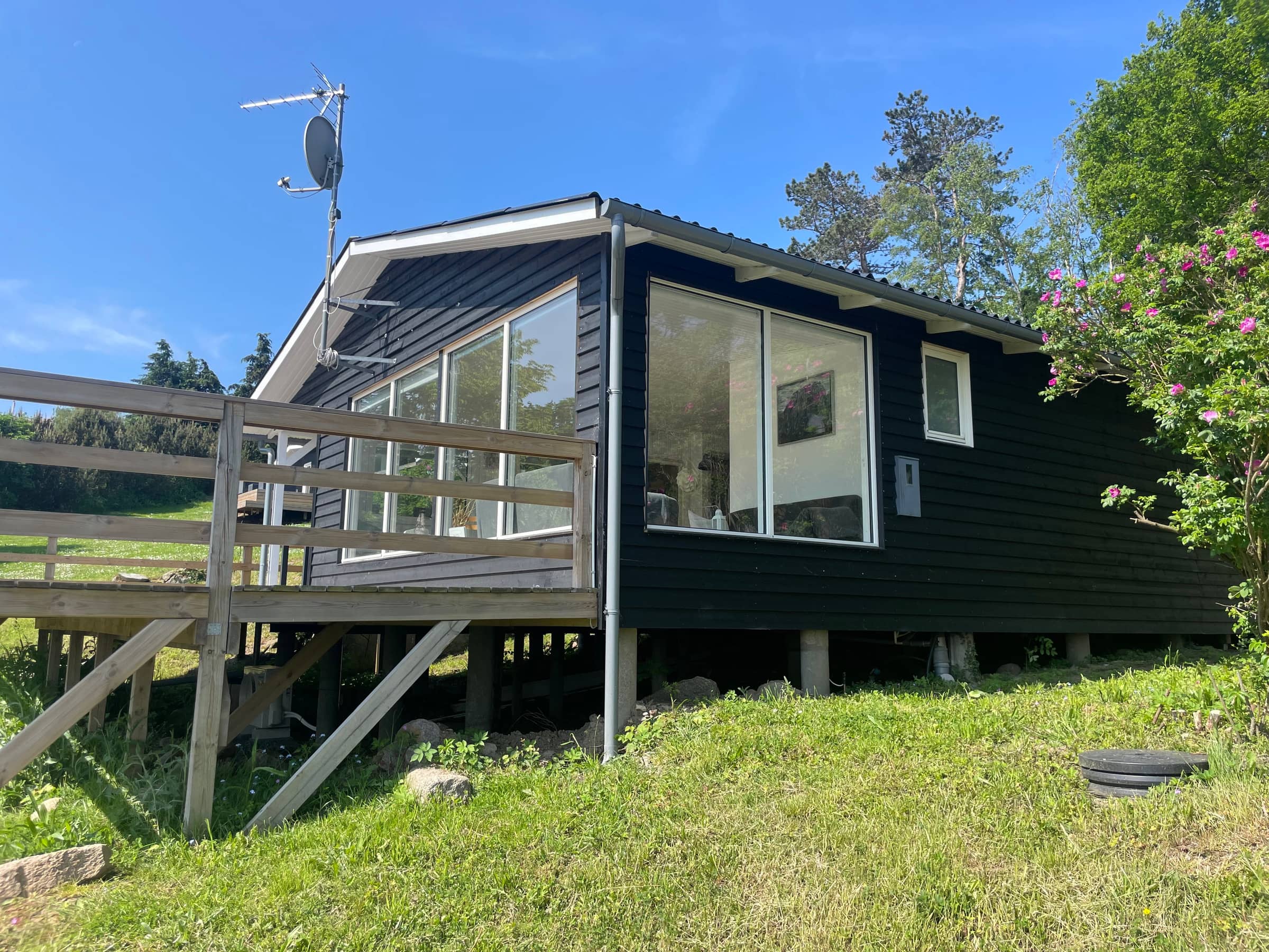 Feriebolig med havudsigt - 5 min. fra sandstrand billede 3