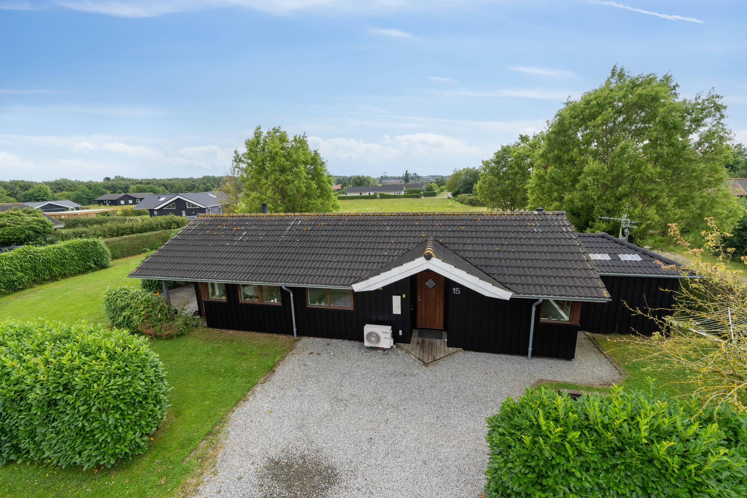 Velindrettet sommerhus ved Skovmose på Als billede 2