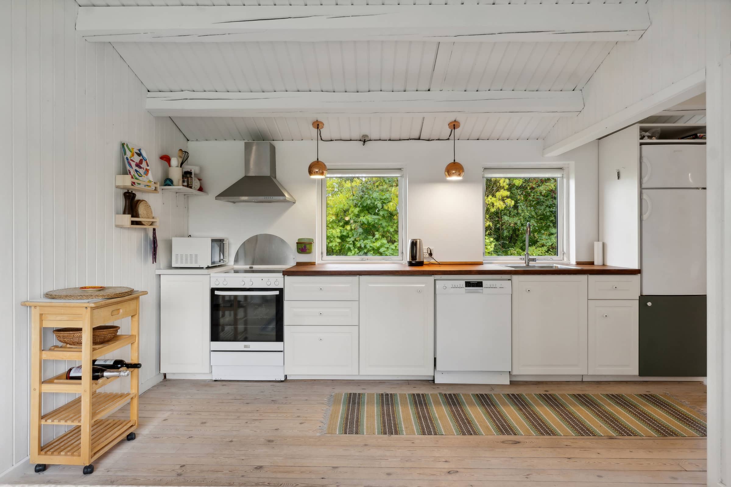Familievenligt sommerhus med udsigt over fjorden billede 5