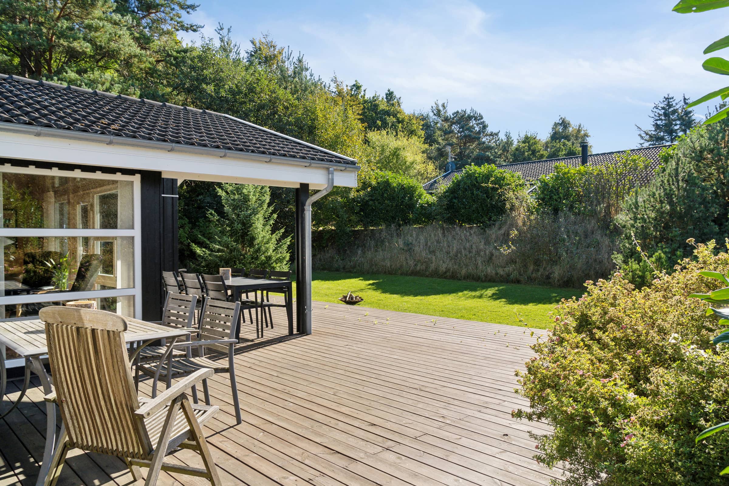 Lækkert 10 personers sommerhus med sauna og spa. billede 5