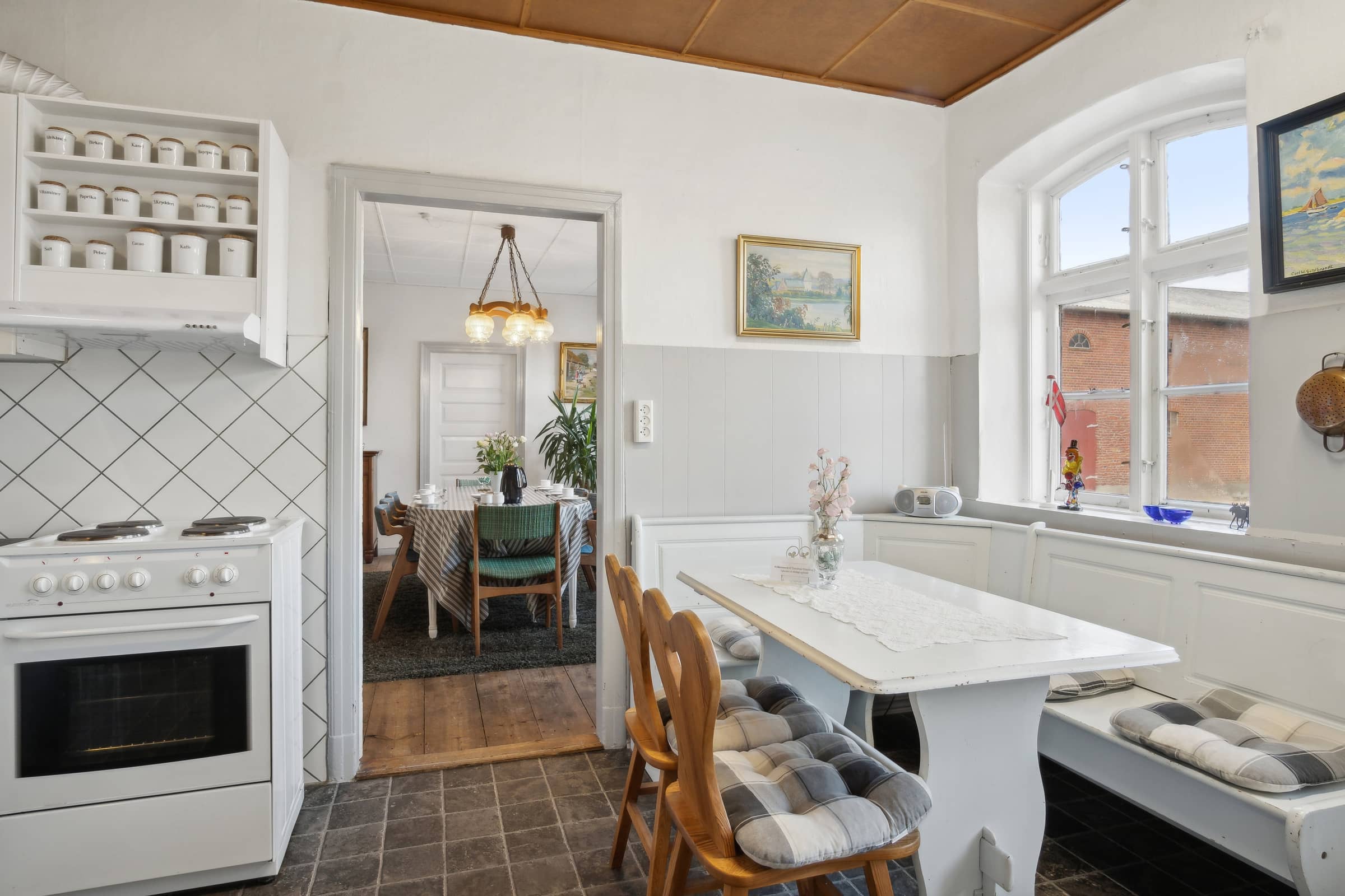 Landidyl med vildmarksbad, sauna og aktivitetsrum billede 5