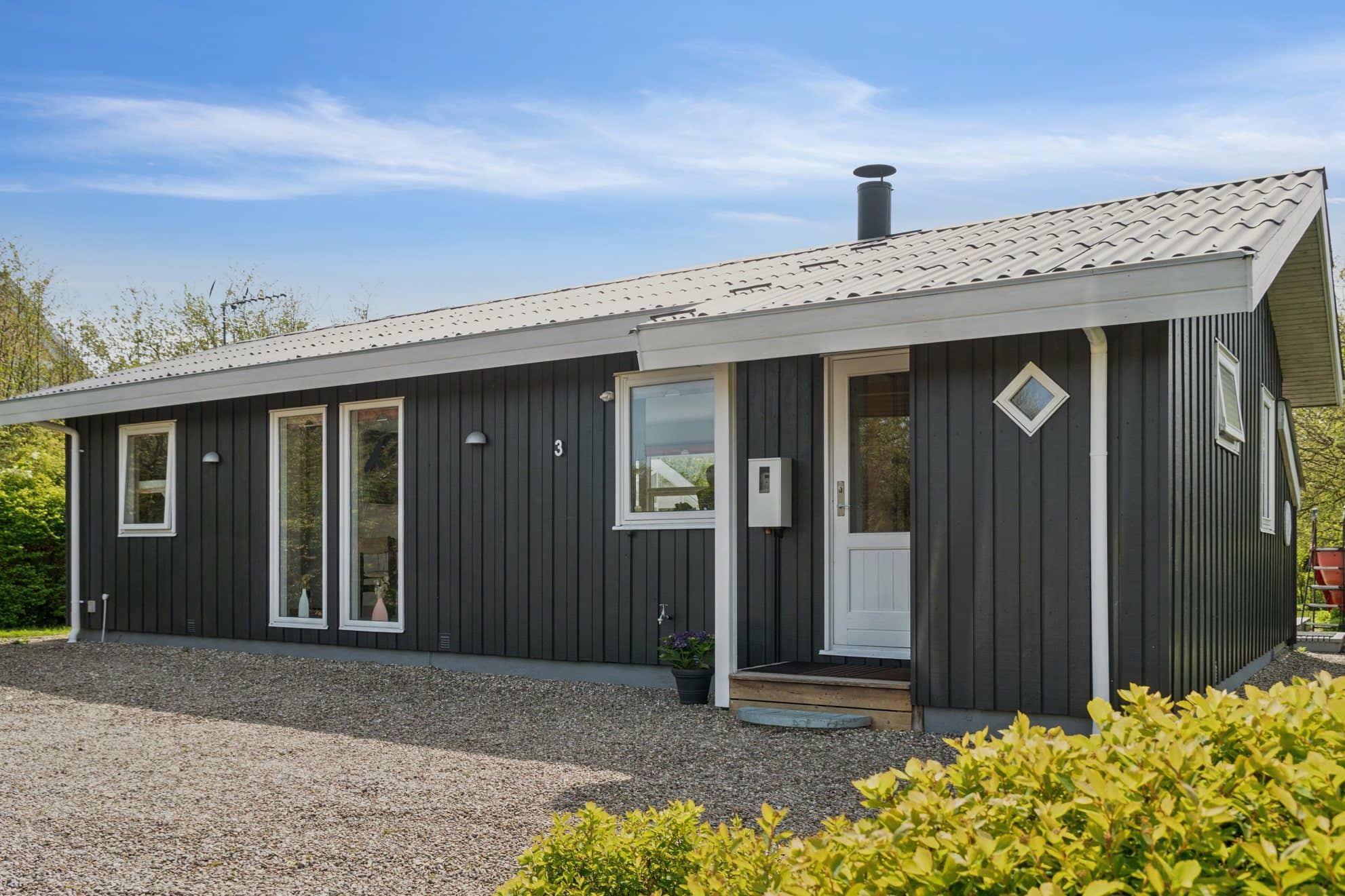 Sommerhus i naturskønt område billede 2