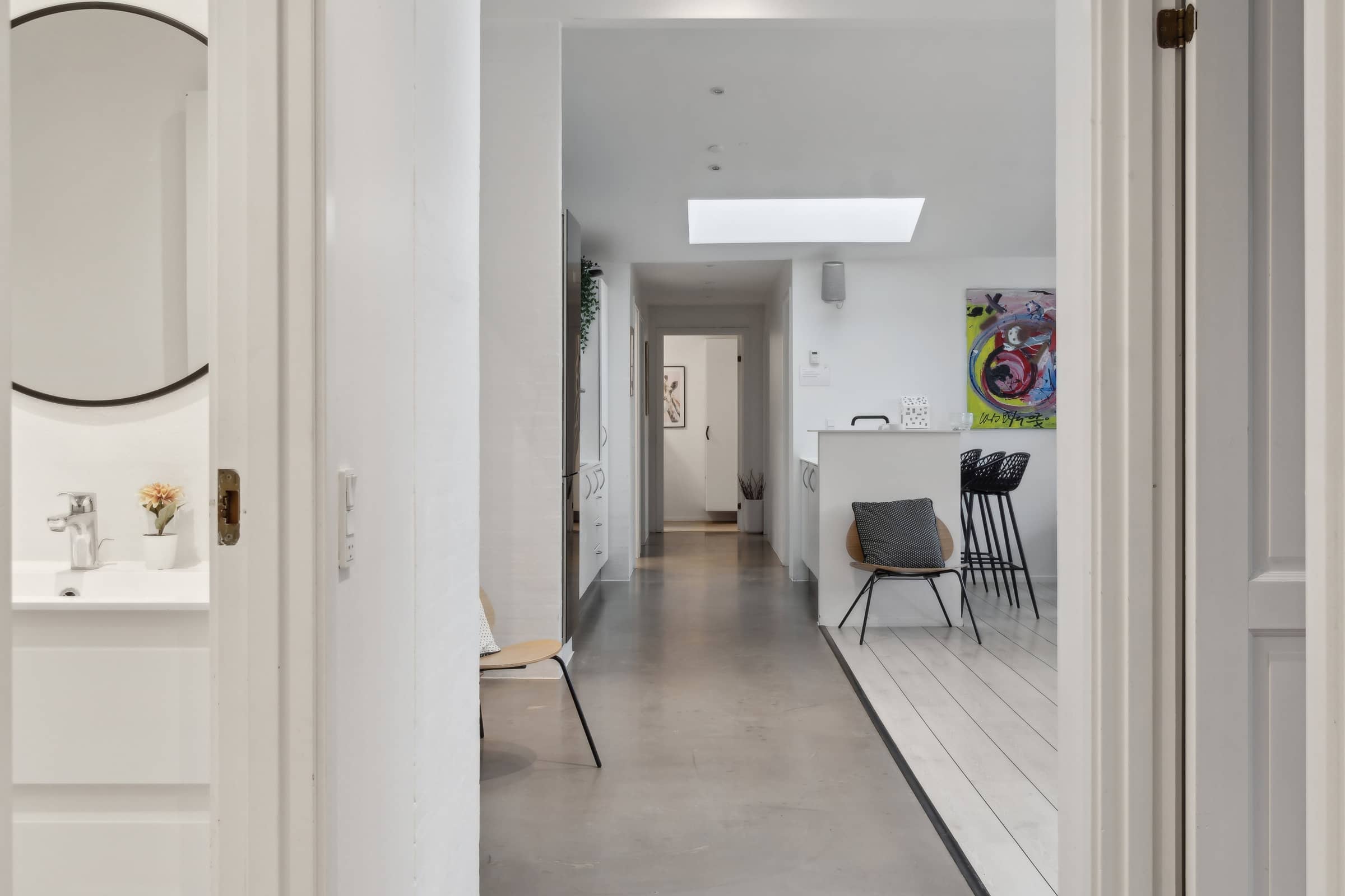 Dejligt sommerhus med havudsigt og pool billede 5
