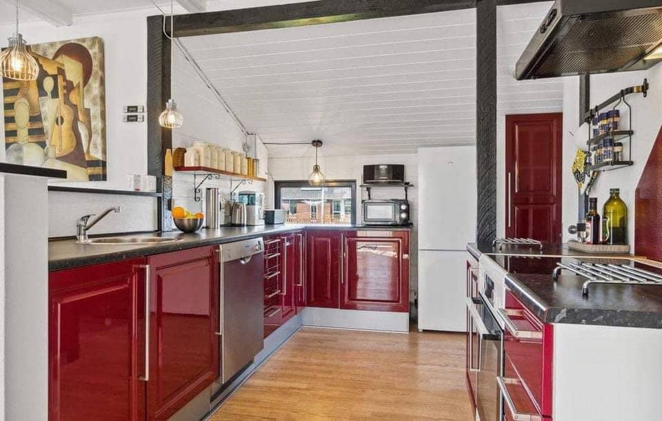Sommerhus inklusiv aktivieter, samt tæt på fjord. billede 3