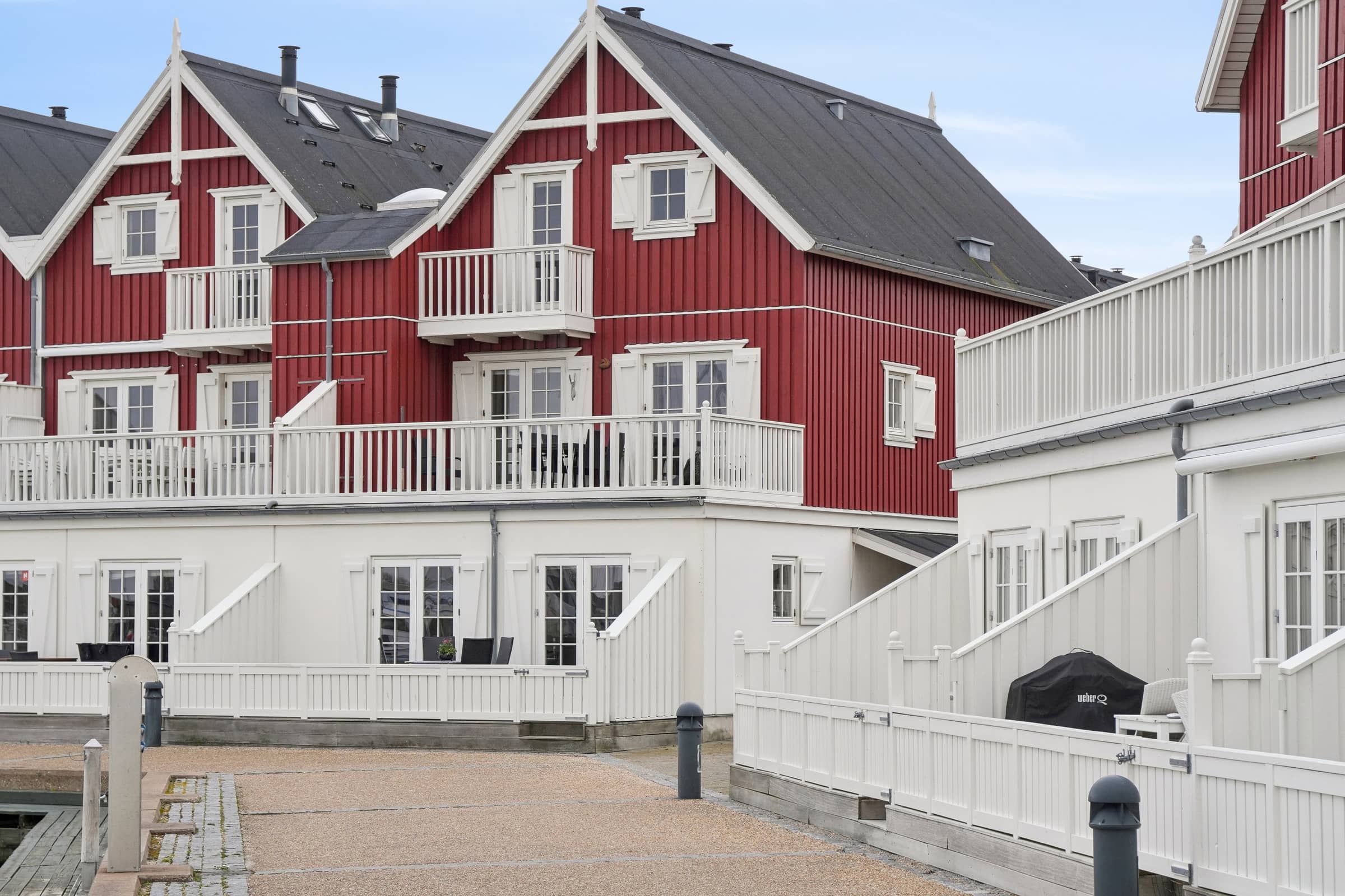 Dejligt feriehus med udsigt til havnen billede 4
