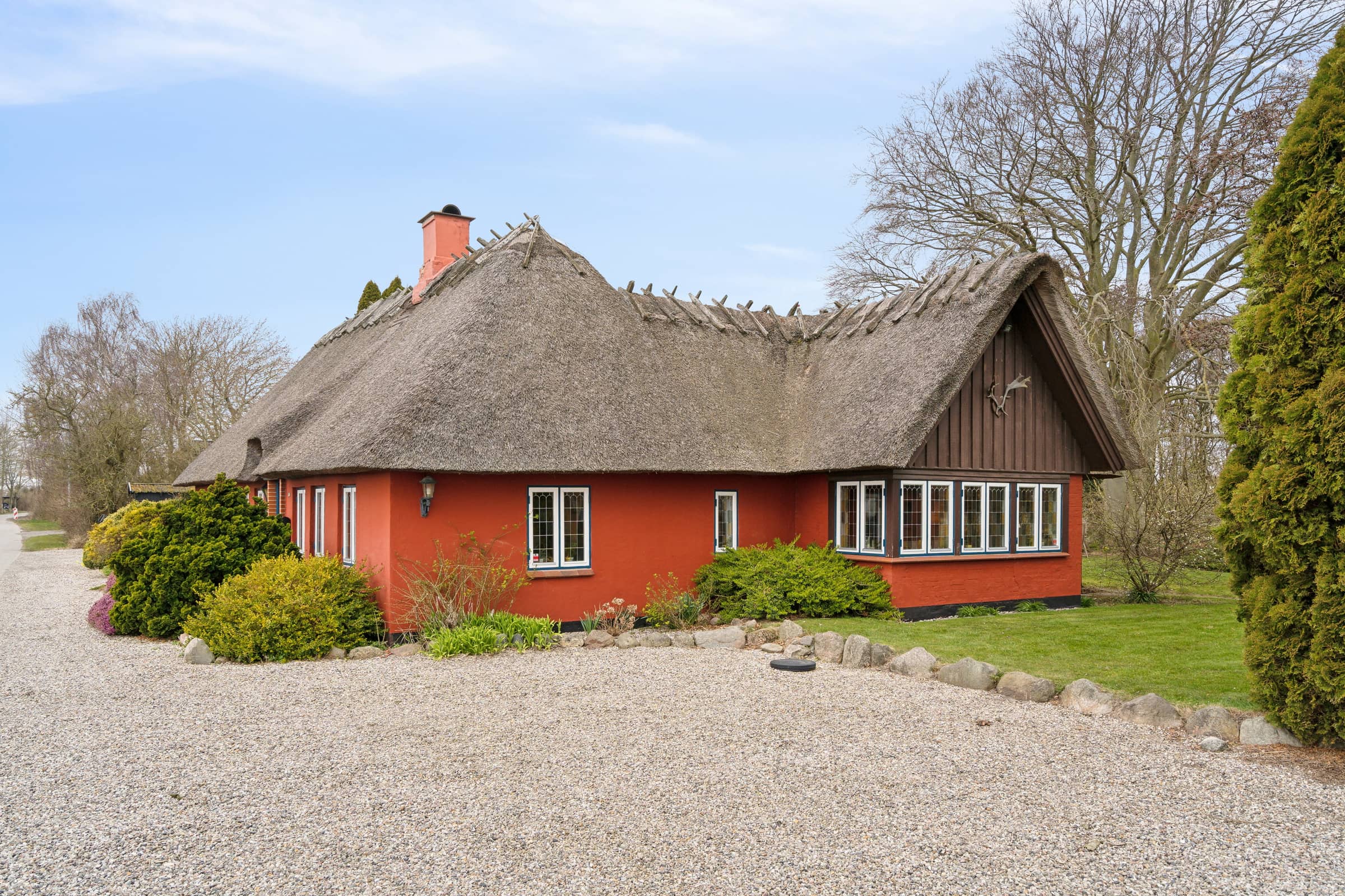Rummeligt sommerhus tæt på naturoplevelser billede 3