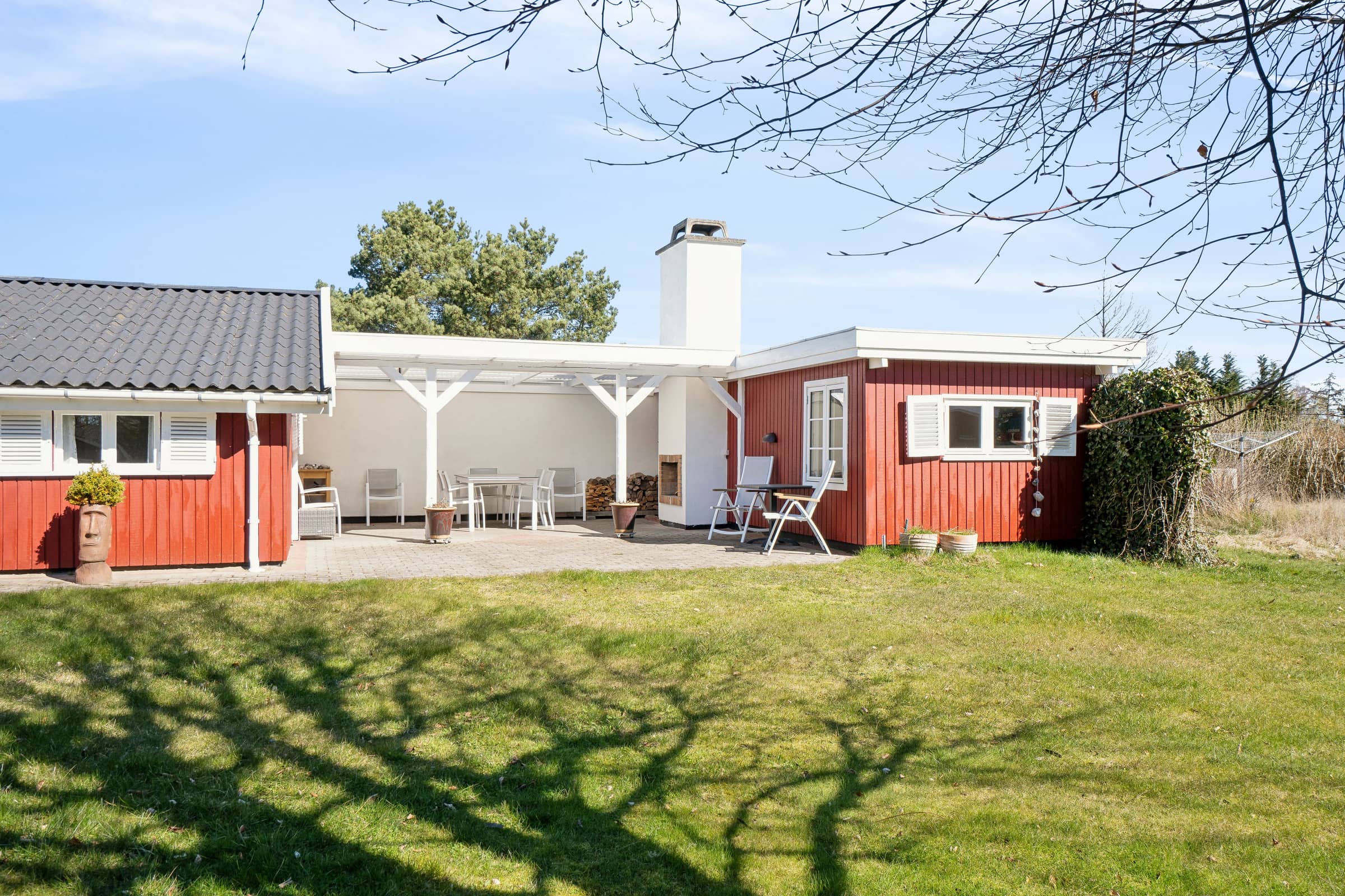 Familievenligt sommerhus, ugenert, 3 terrasser billede 3