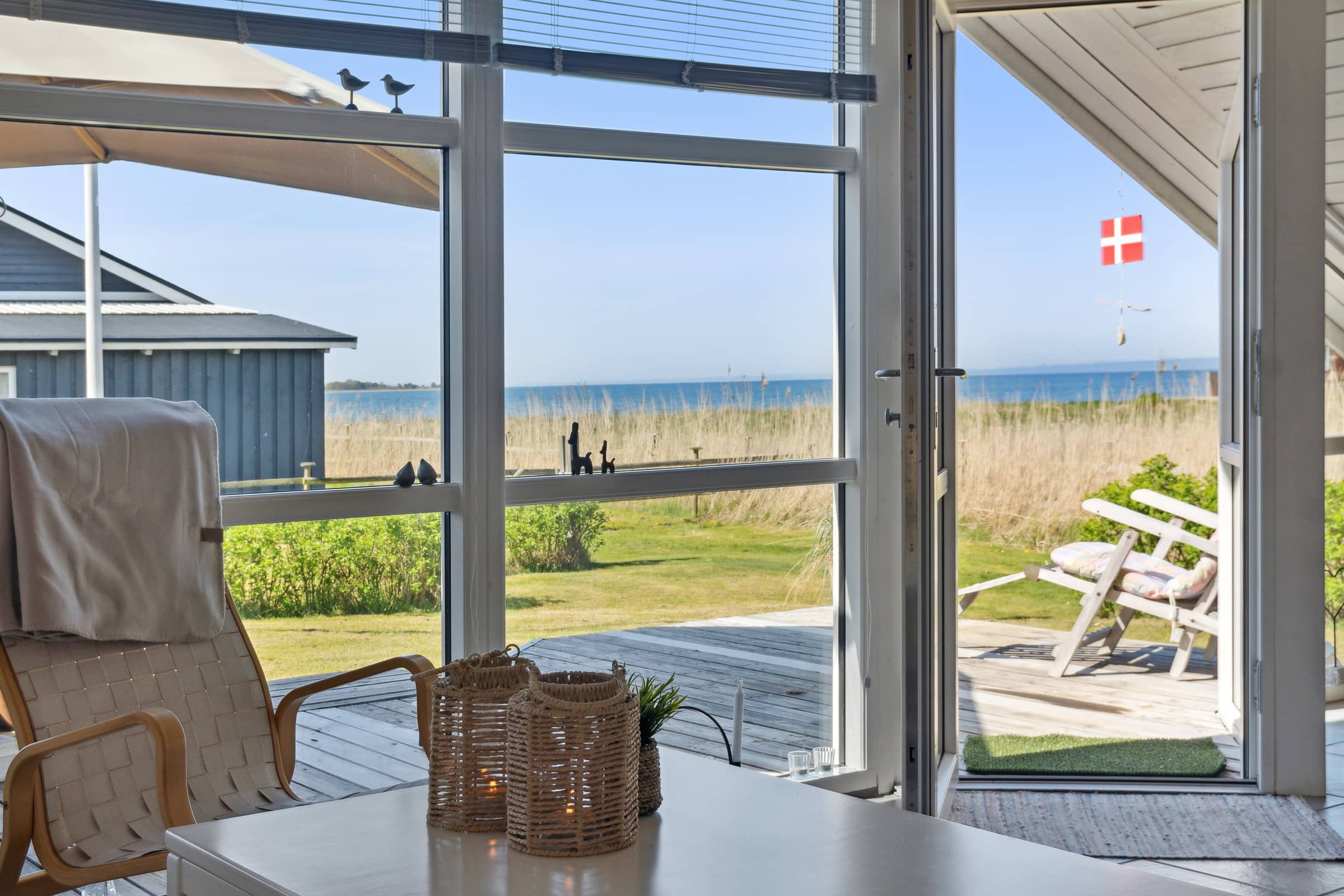 Hyggeligt sommerhus i Føns med udsigt over havet billede 4