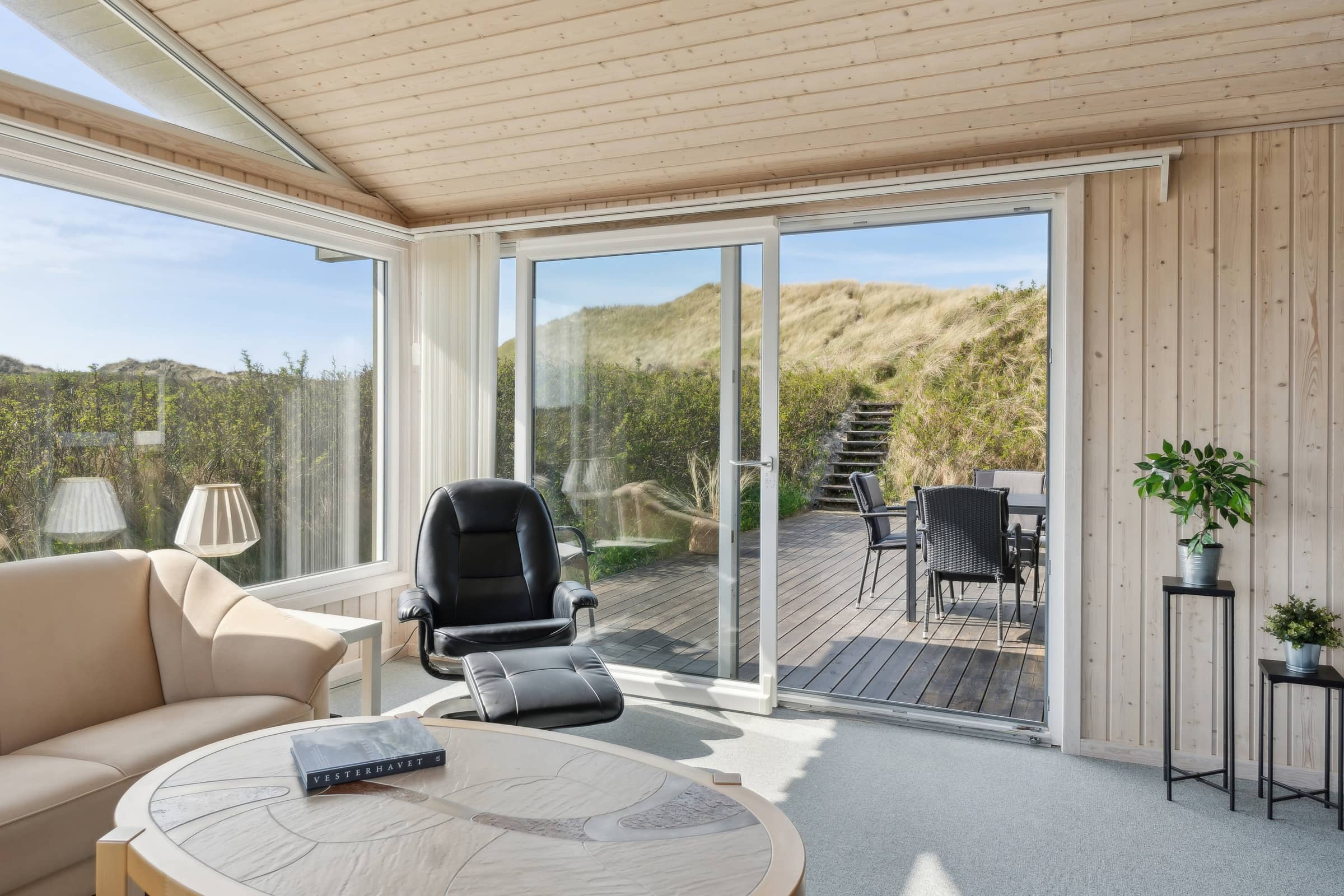Førsteparket til Vesterhavet i moderne sommerhus billede 4