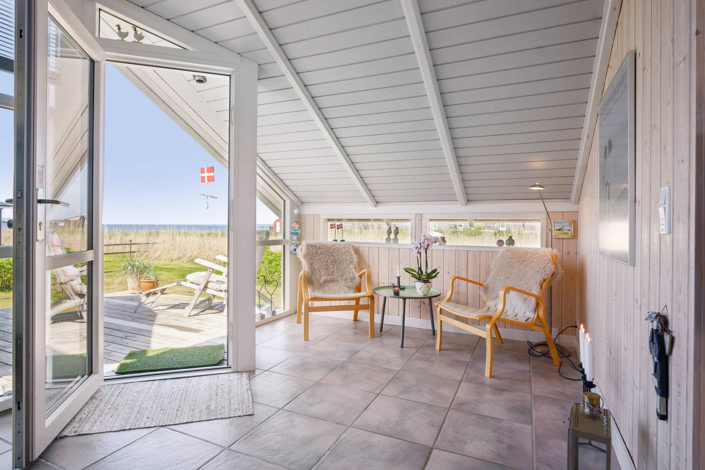 Hyggeligt sommerhus i Føns med udsigt over havet billede 5