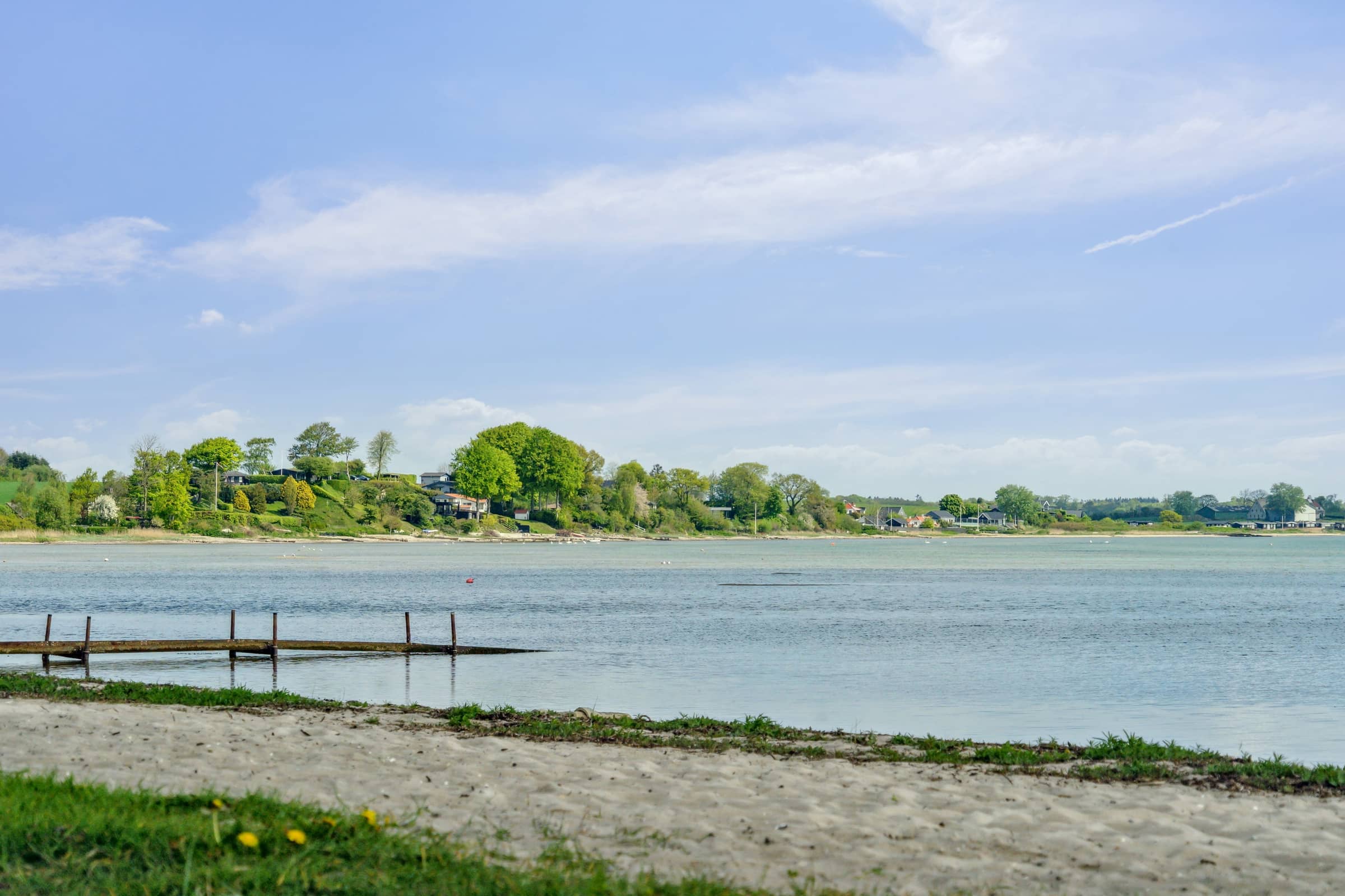Dejligt lyst sommerhus med havudsigt billede 5