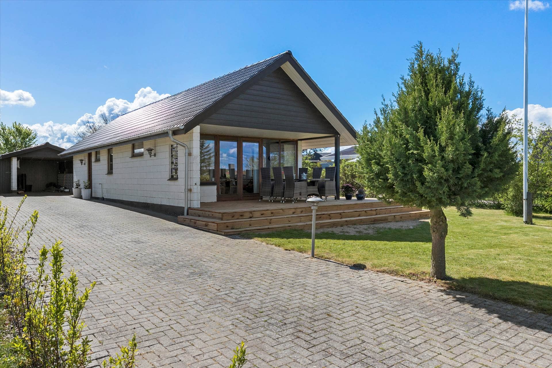 Hyggeligt sommerhus nær børnevenlig badestrand billede 2
