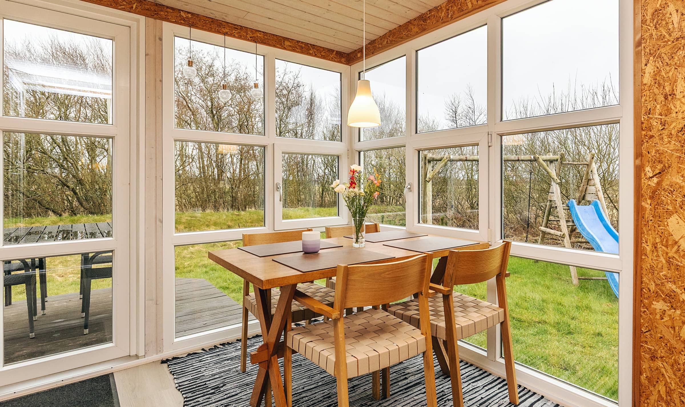 Hygge i feriehus med udsigt til Lyngs Drag billede 3