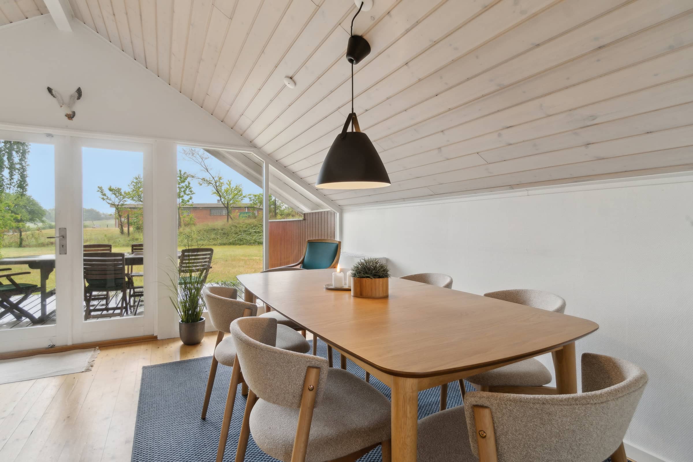 Skønt sommerhus i bynært område billede 3