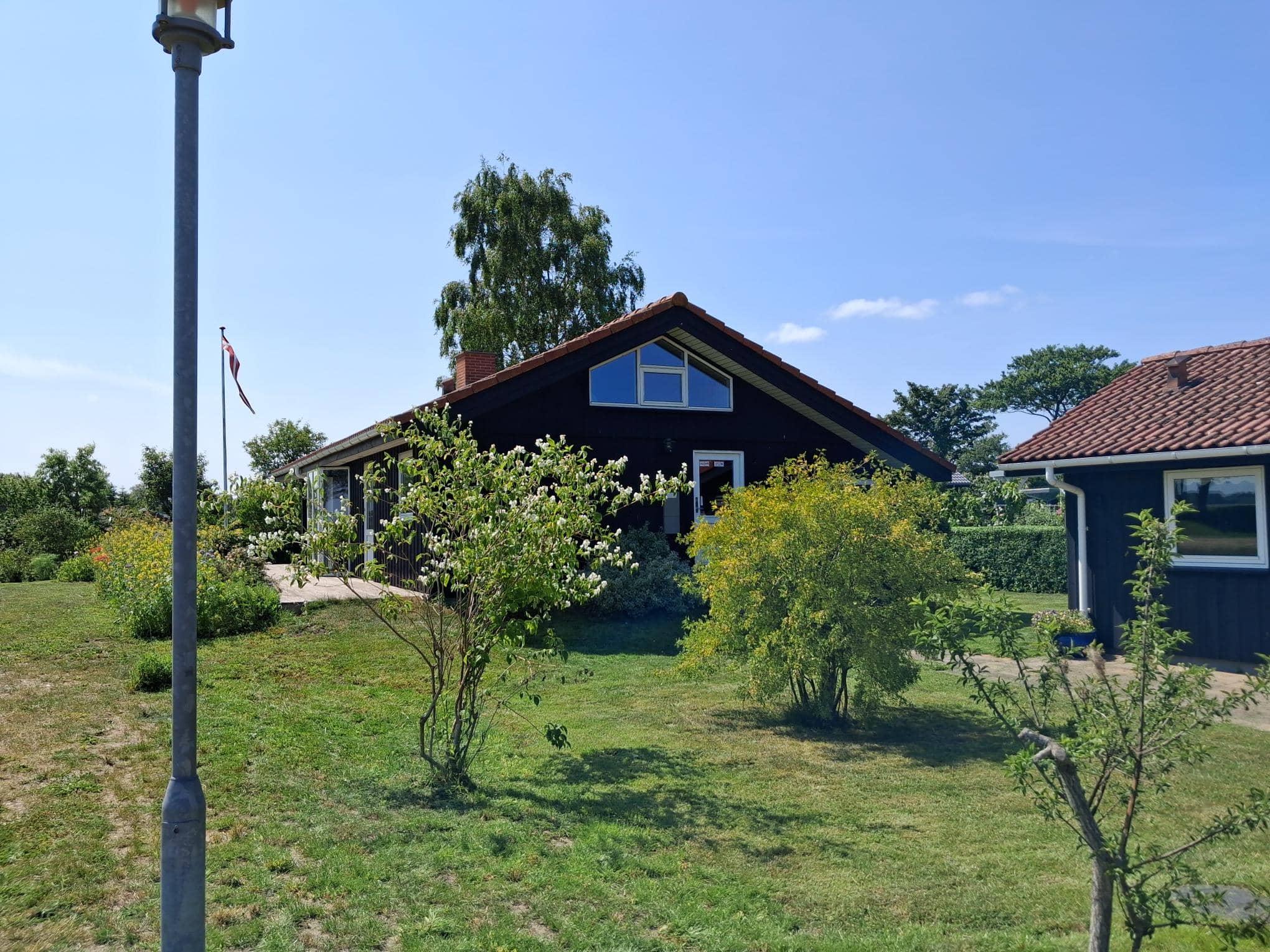 Hyggeligt sommerhus tæt på strand og skov billede 5