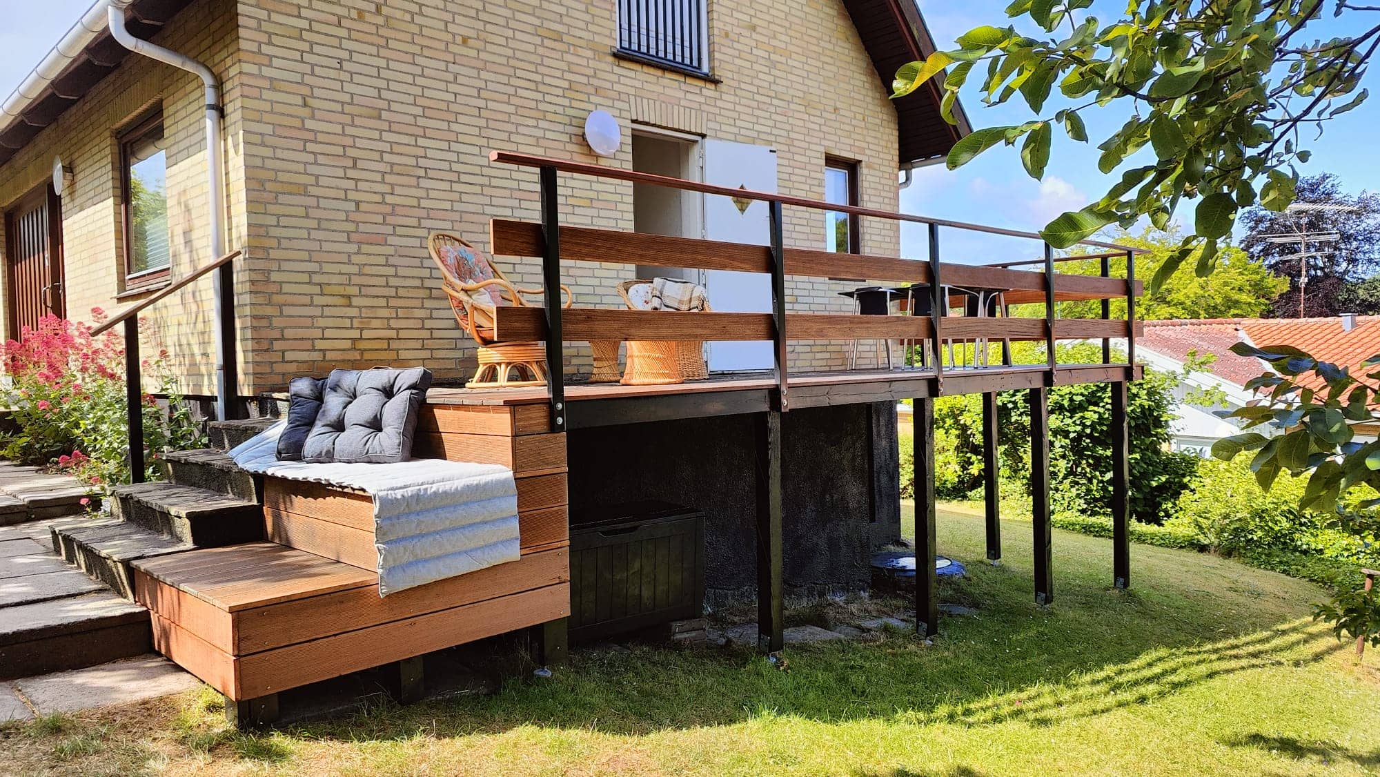 Hyggeligt hus op til skov, kyst og klippestrand billede 5