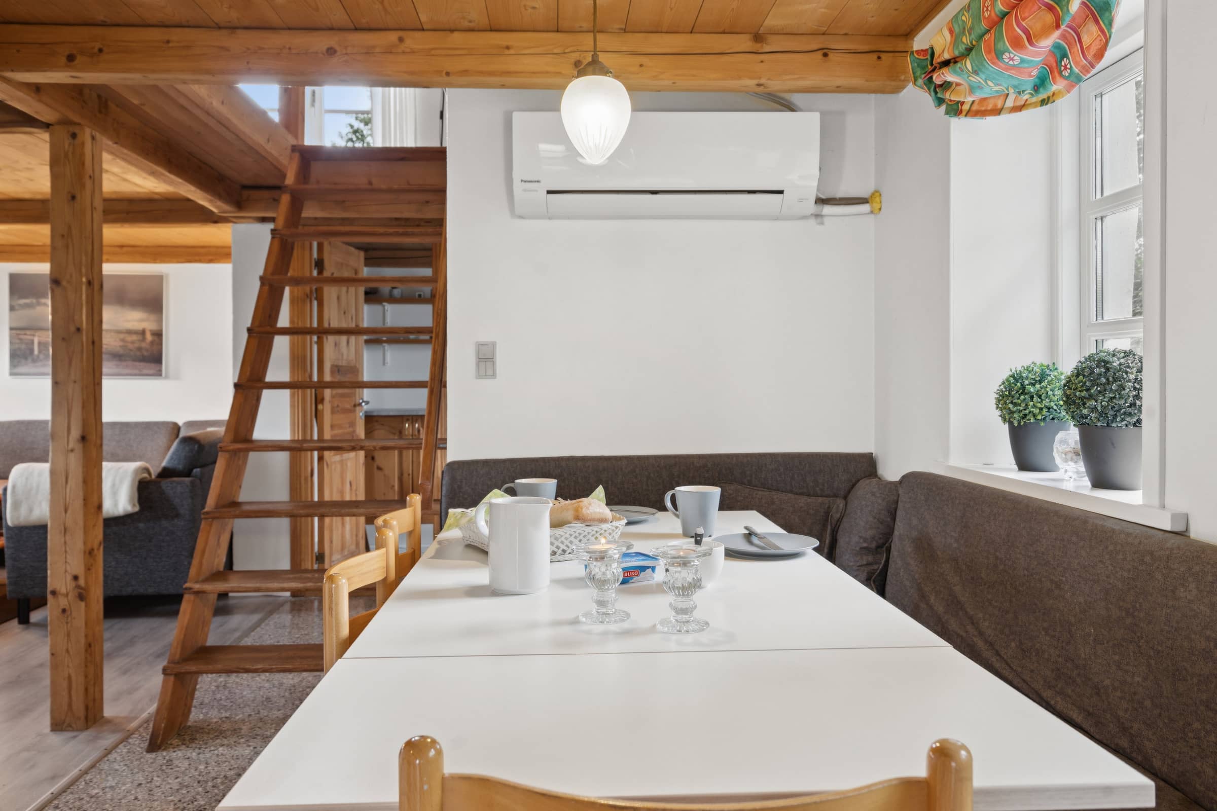 Hyggeligt sommerhus med kig til Vesterhavet billede 3