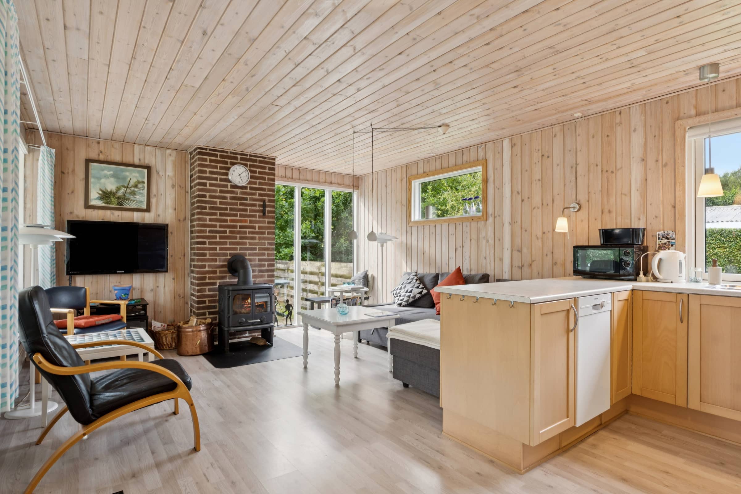 Hyggeligt sommerhus tæt på stranden billede 4