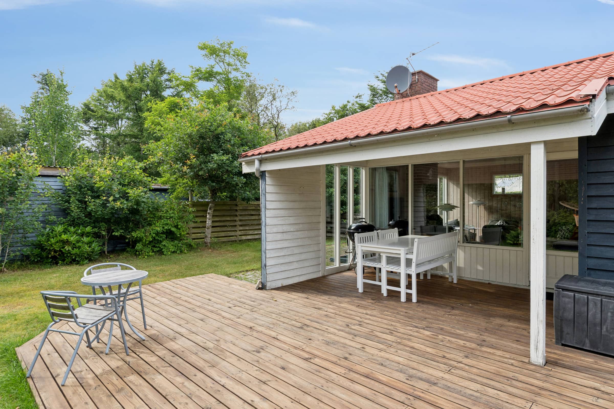 Hyggeligt sommerhus tæt på stranden billede 2