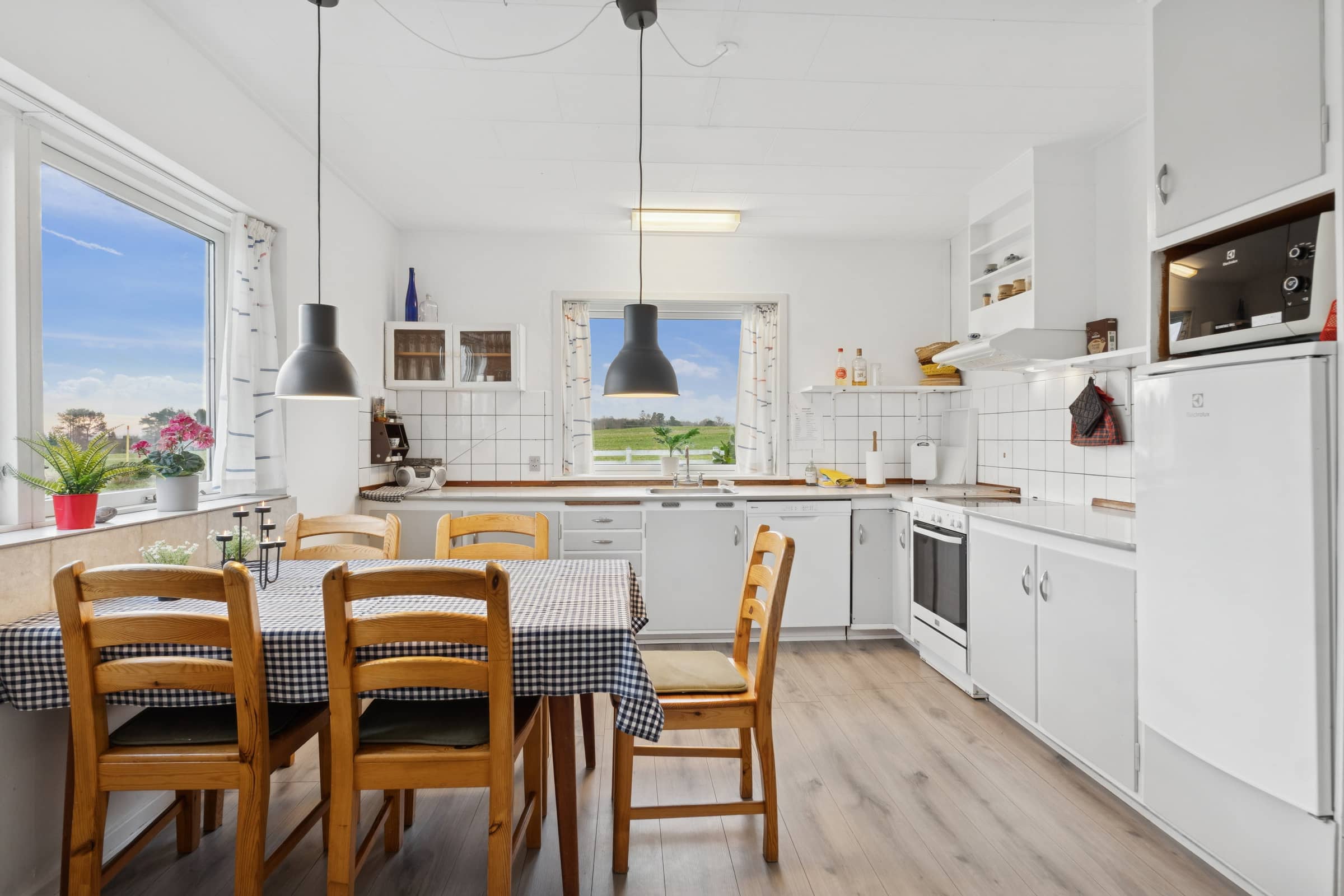 Sommerhus på stor grund og flot udsigt billede 5