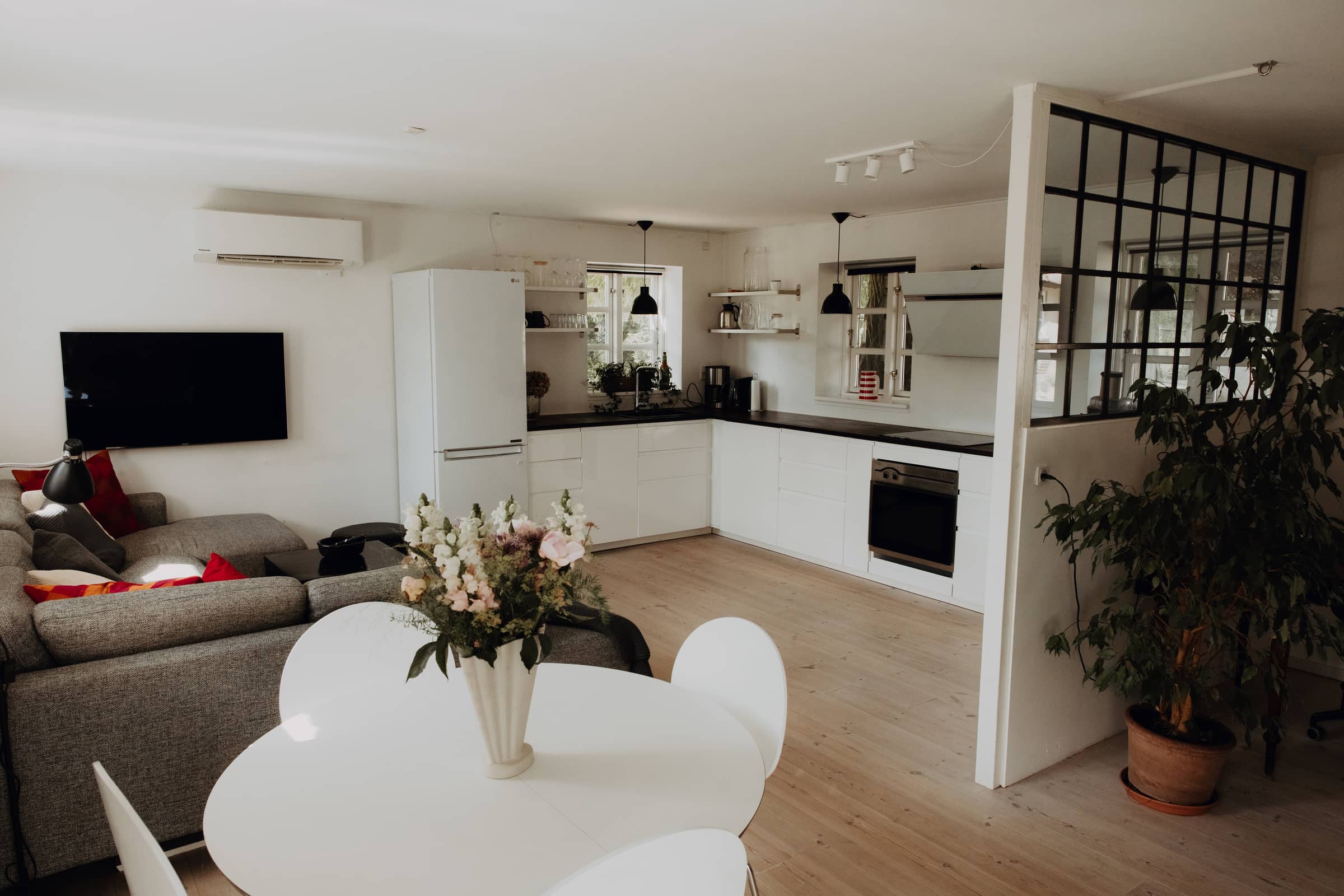 Idylliskt hus på en hestegård: Enggården billede 4