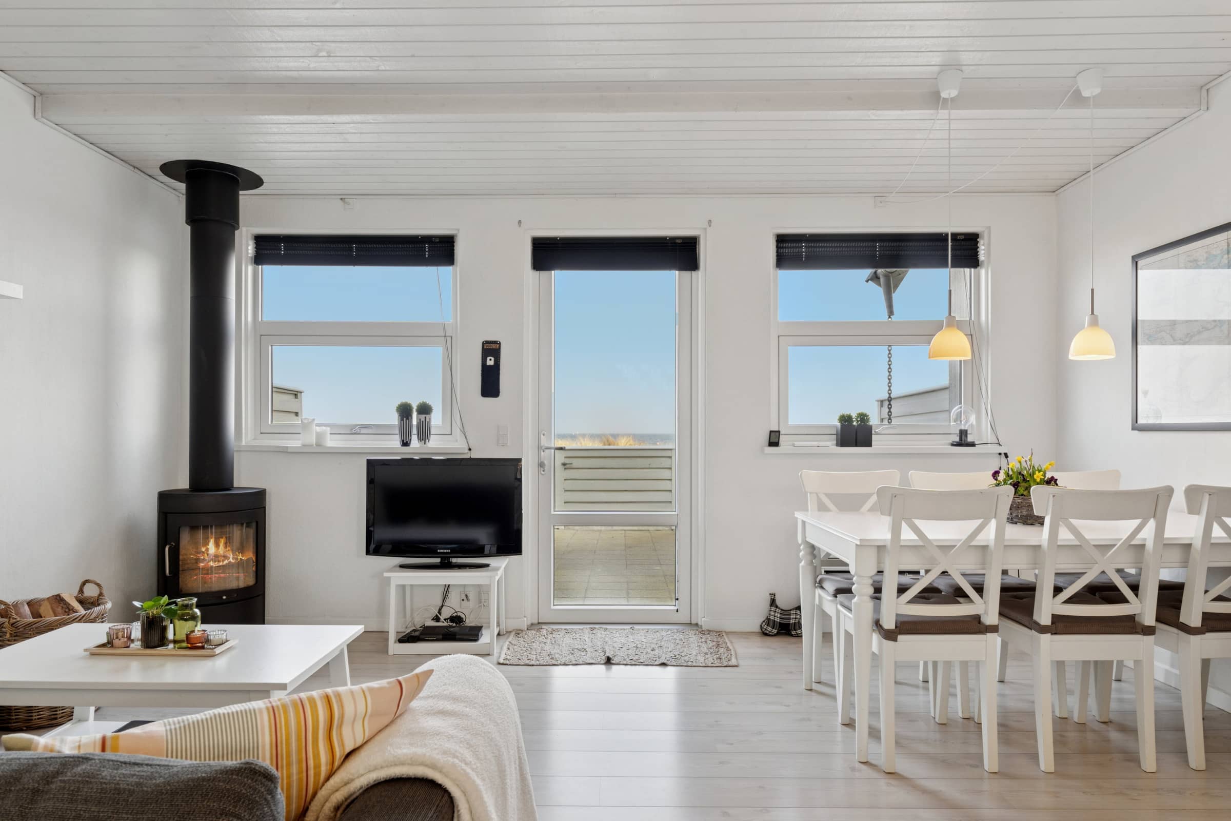 Sommerhus i 1. række.  4 pers. 30 m til havet. billede 5