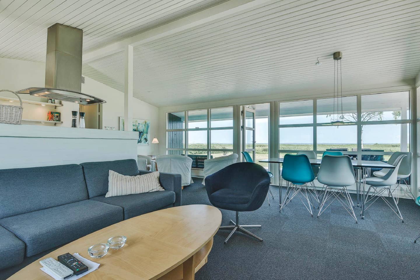 Feriehus med havudsigt og 50 m. til stranden. billede 4