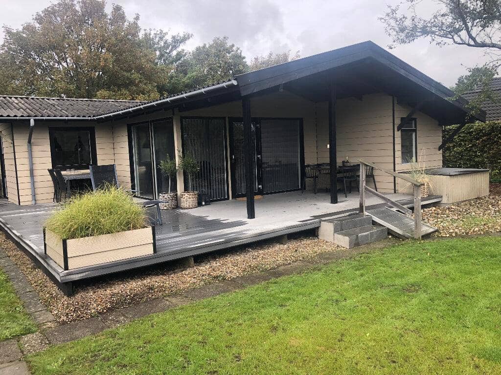 Hyggeligt, renoveret sommerhus. billede 3