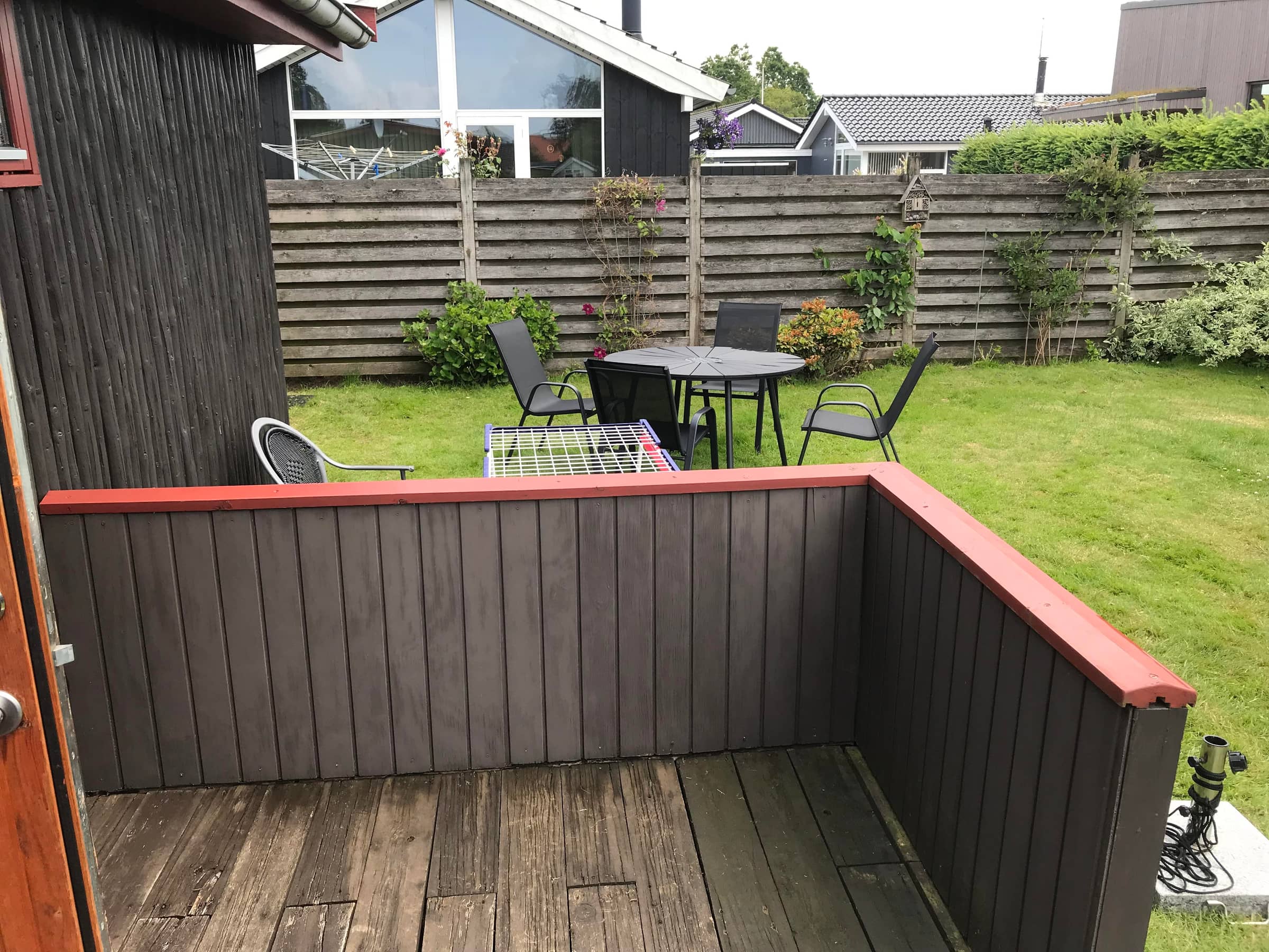 Hyggeligt sommerhus, kun 150 meter fra vandet. billede 3