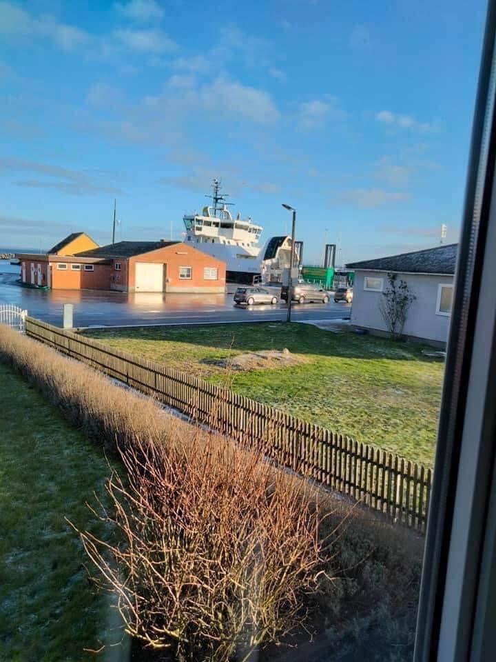 Unik villa med havneudsigt billede 2