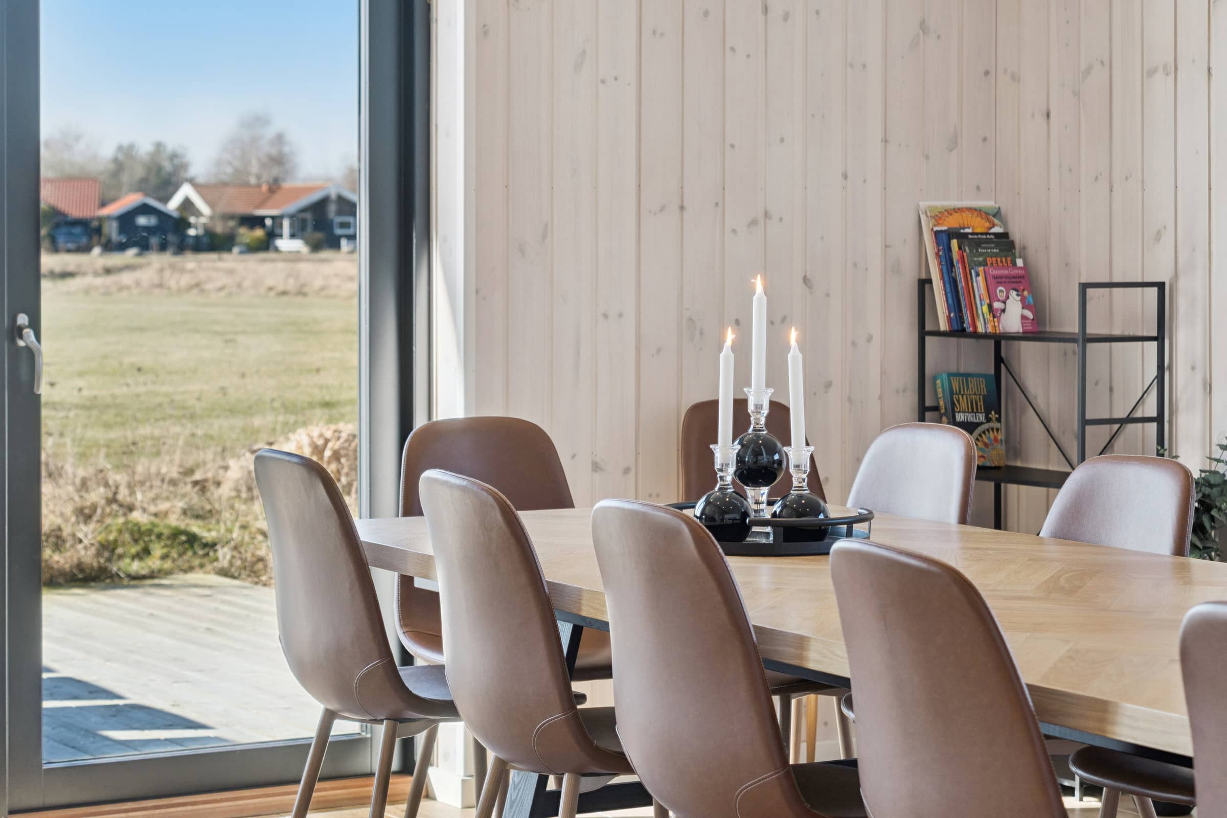 Moderne sommerhus med spa og plads til 10 billede 5