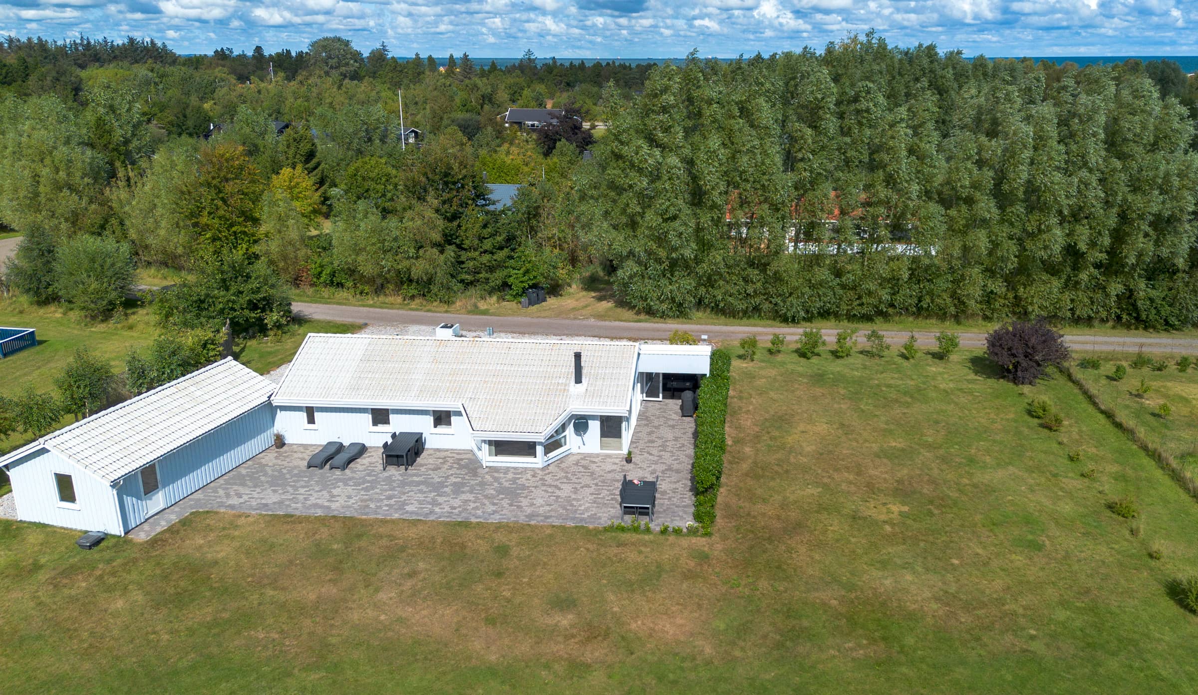 Strandhus til 9 personer – 400 m til stranden billede 3