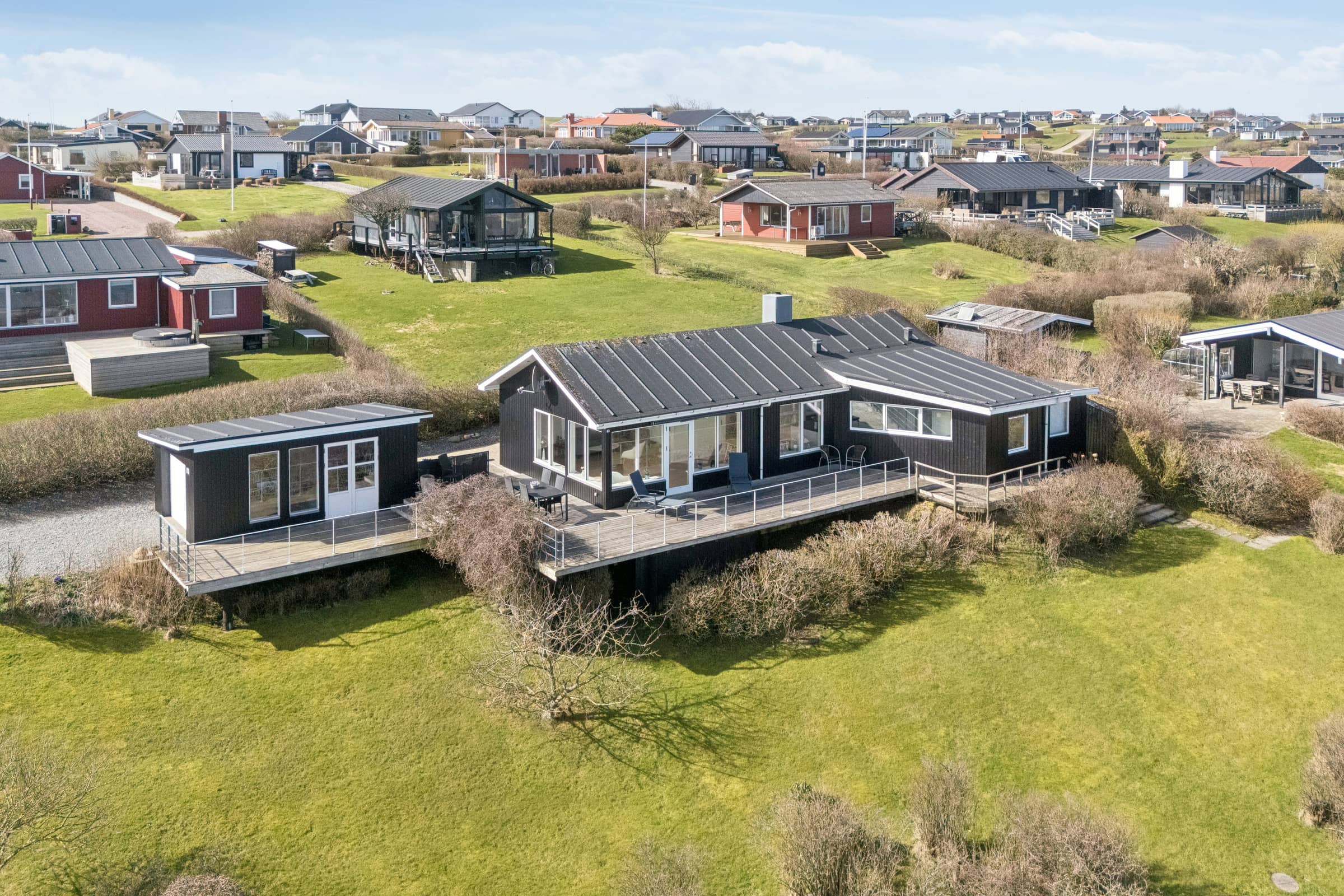 Dejligt sommerhus nær fjord og strand billede 2