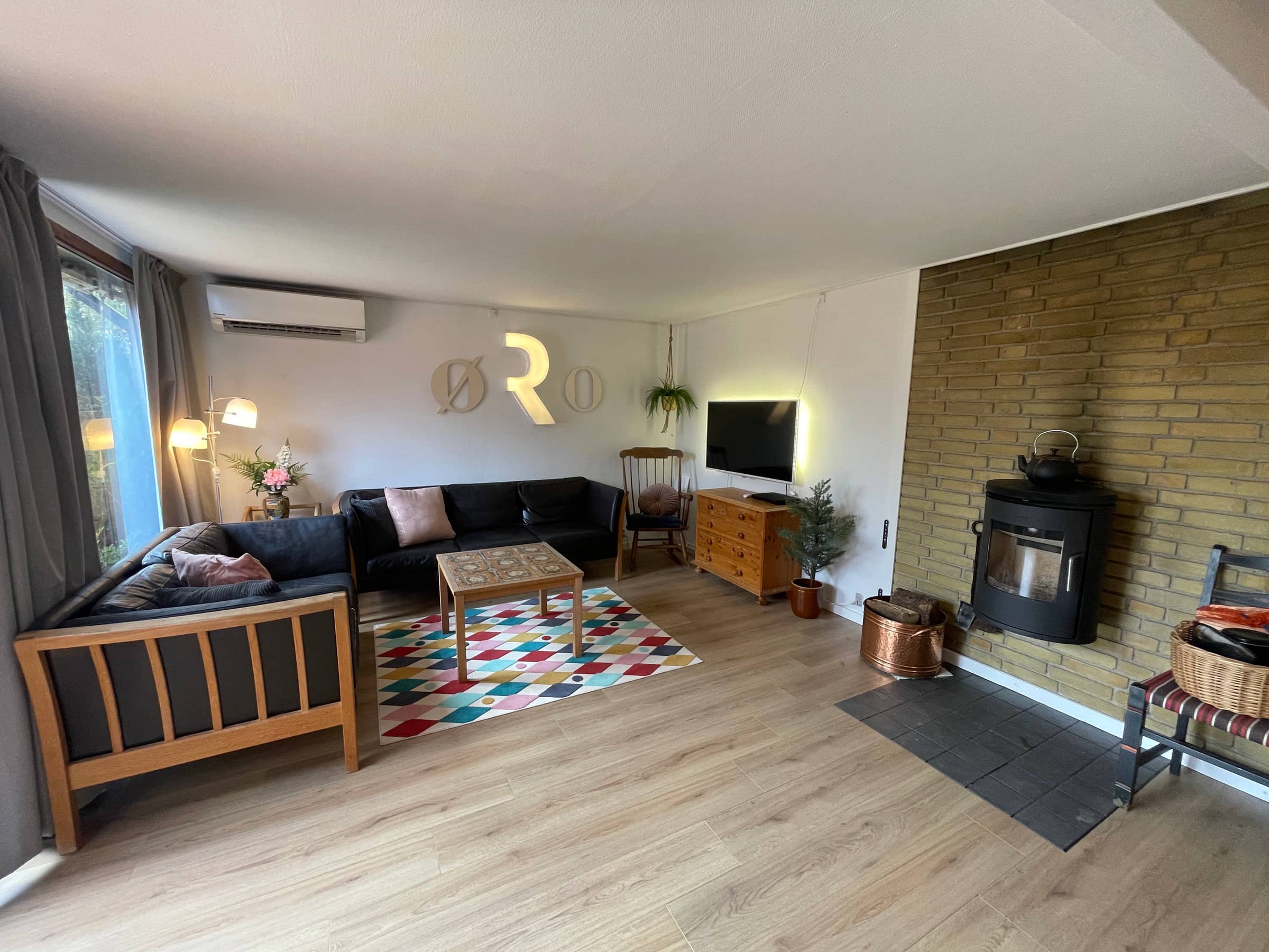 Sommerhus med sjæl og charme i fredfyldt område billede 3
