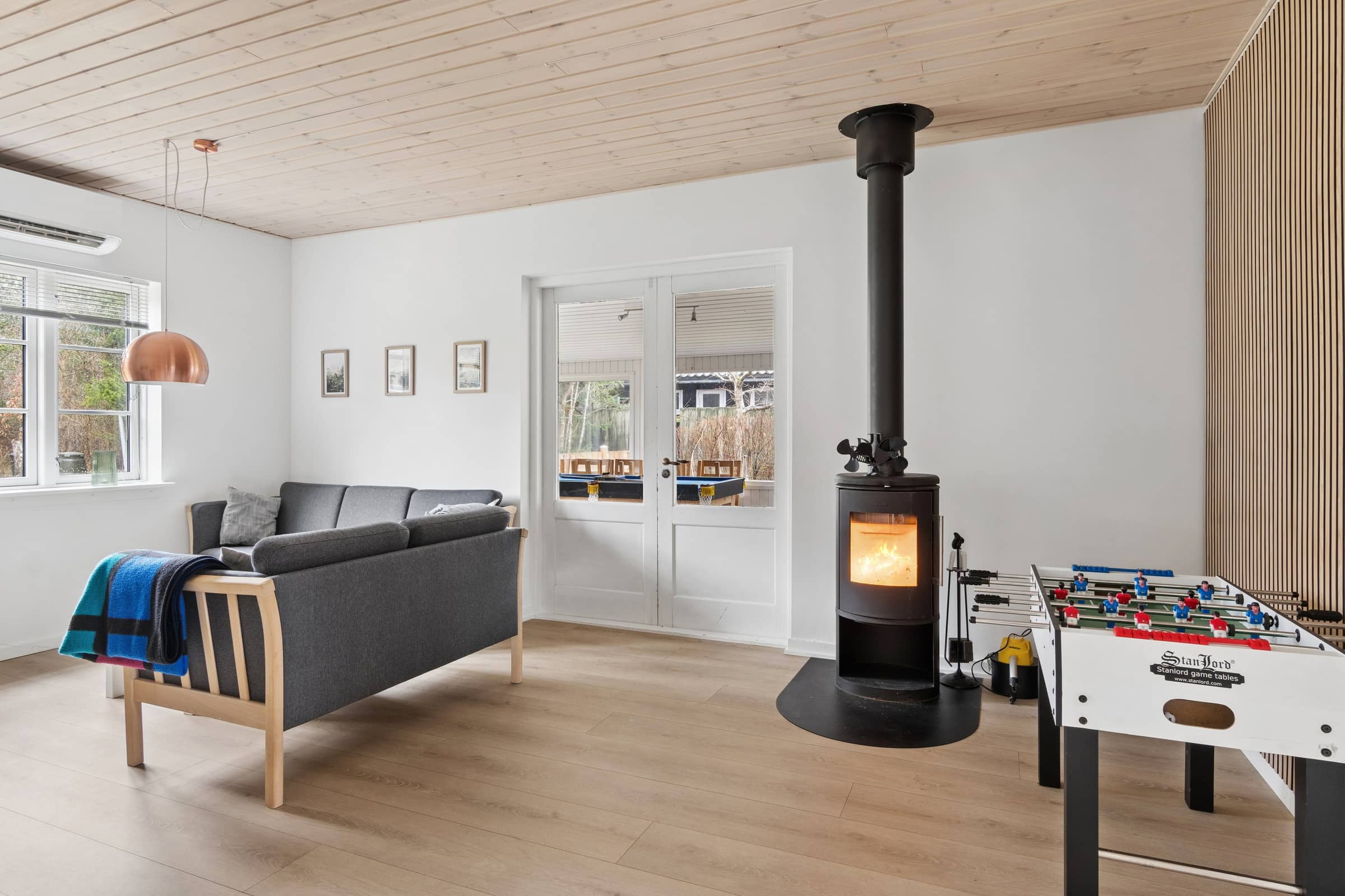 Aktiv ferie i stort sommerhus med have billede 3