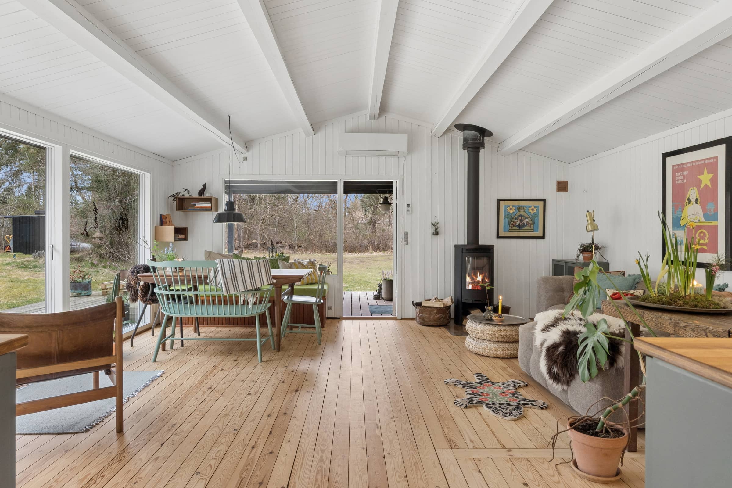 Hyggeligt sommerhus med plads til leg for alle  billede 5