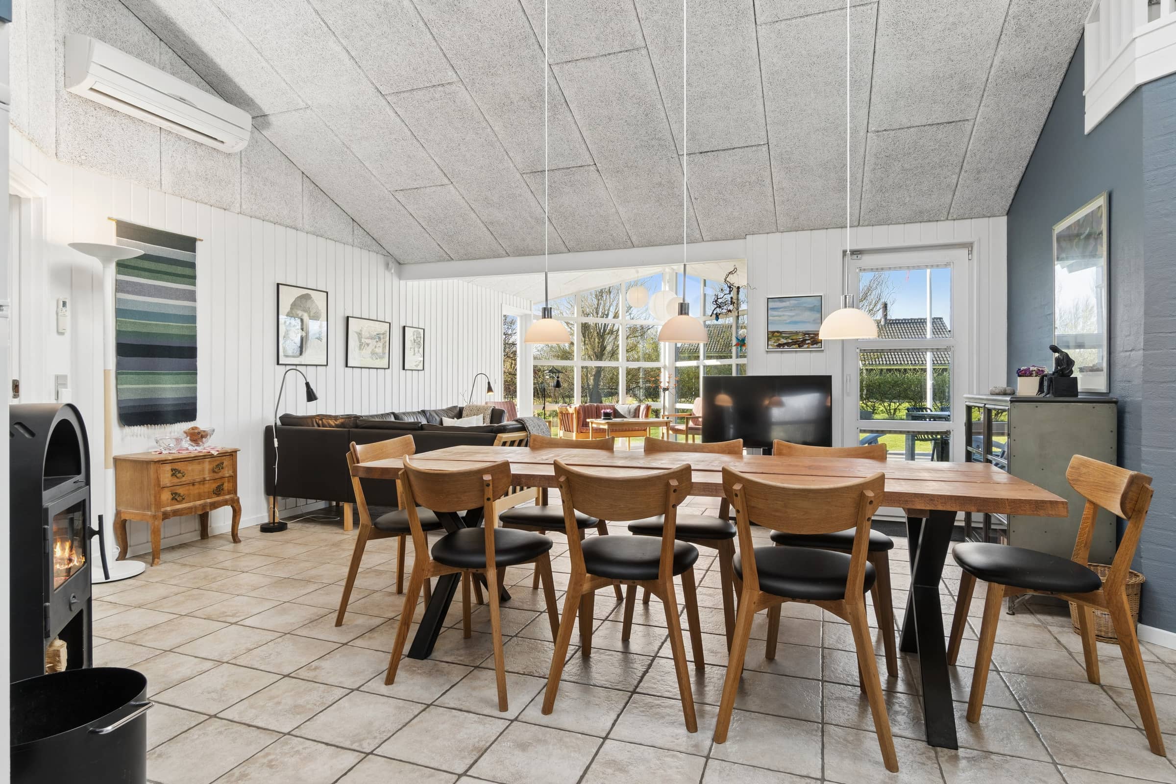Super dejligt feriehus med spa. billede 4