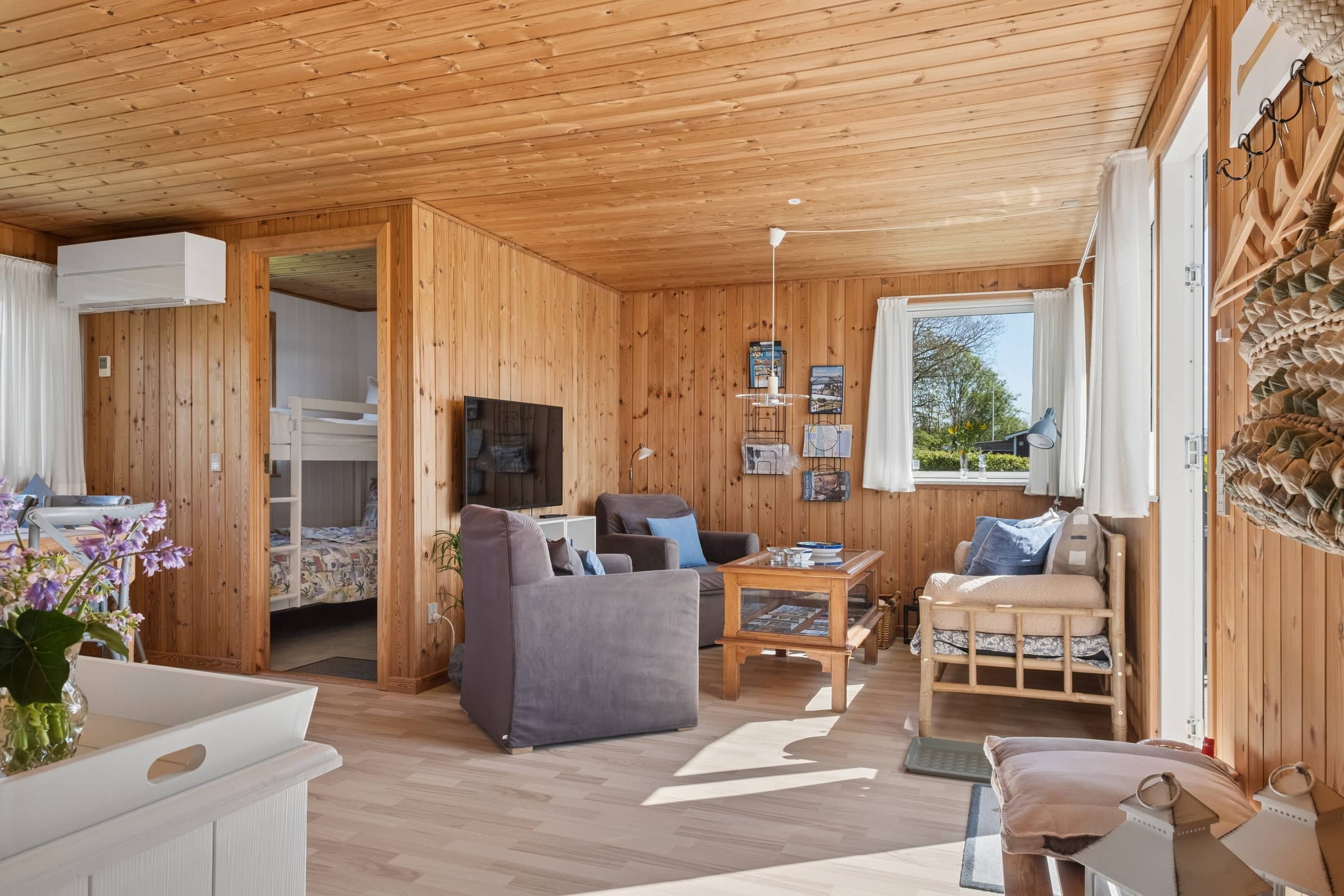 "Det Gode Liv" i original sommerhushygge billede 3