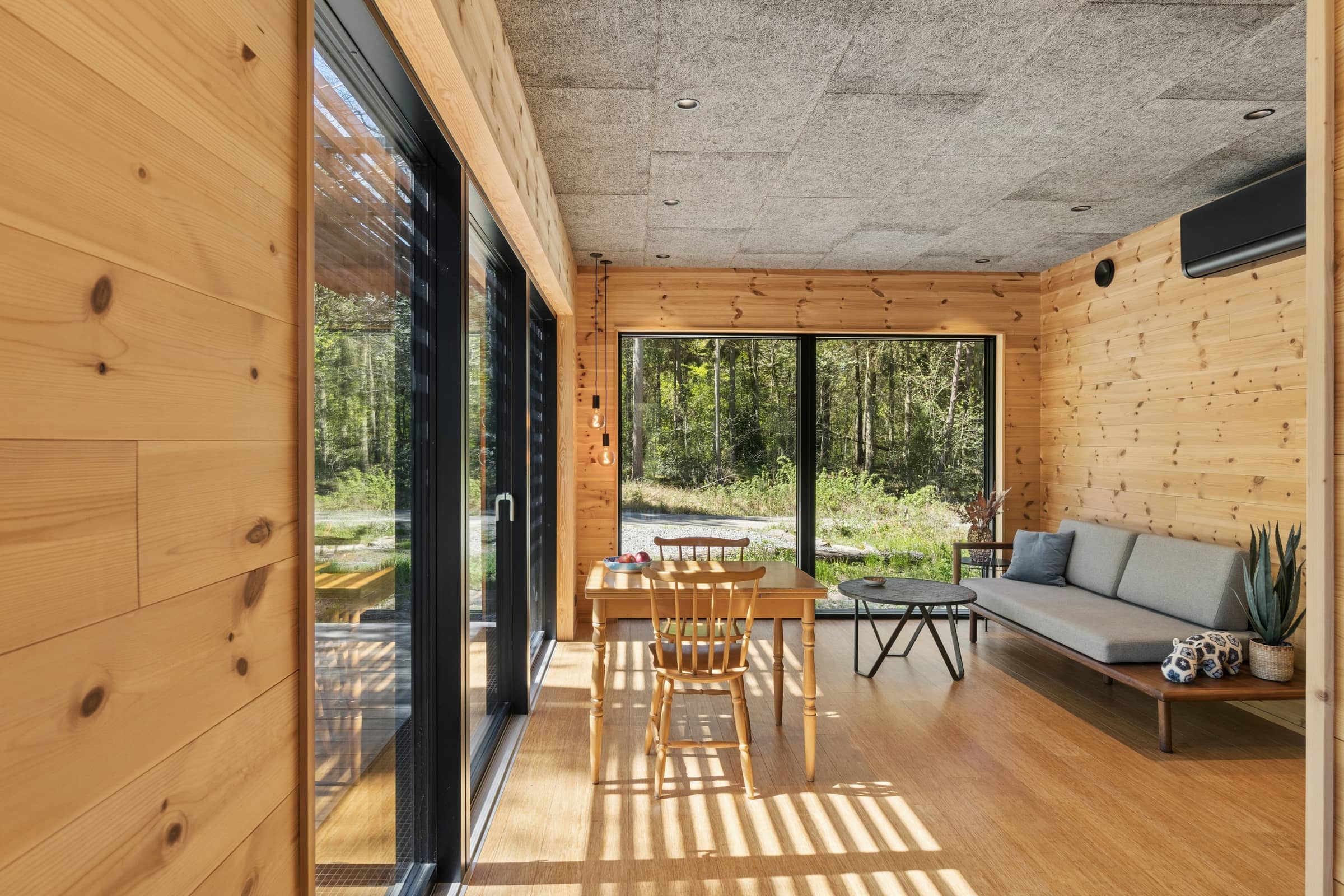 Charmerende tiny house i skov nær hav  ro og fred billede 3